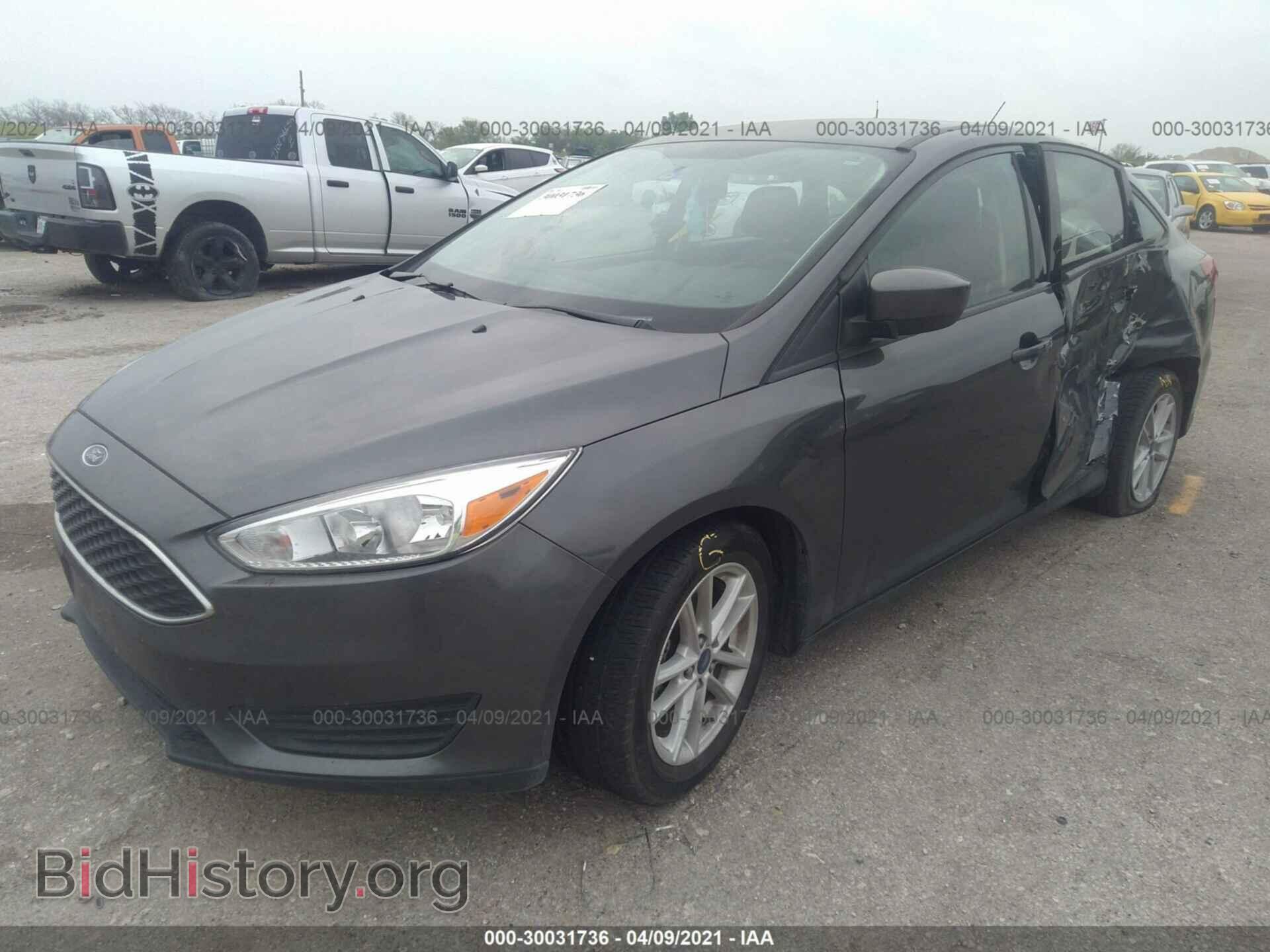 2018 FORD FOCUS - VIN: 1FADP3F22JL324189 - Фото 2