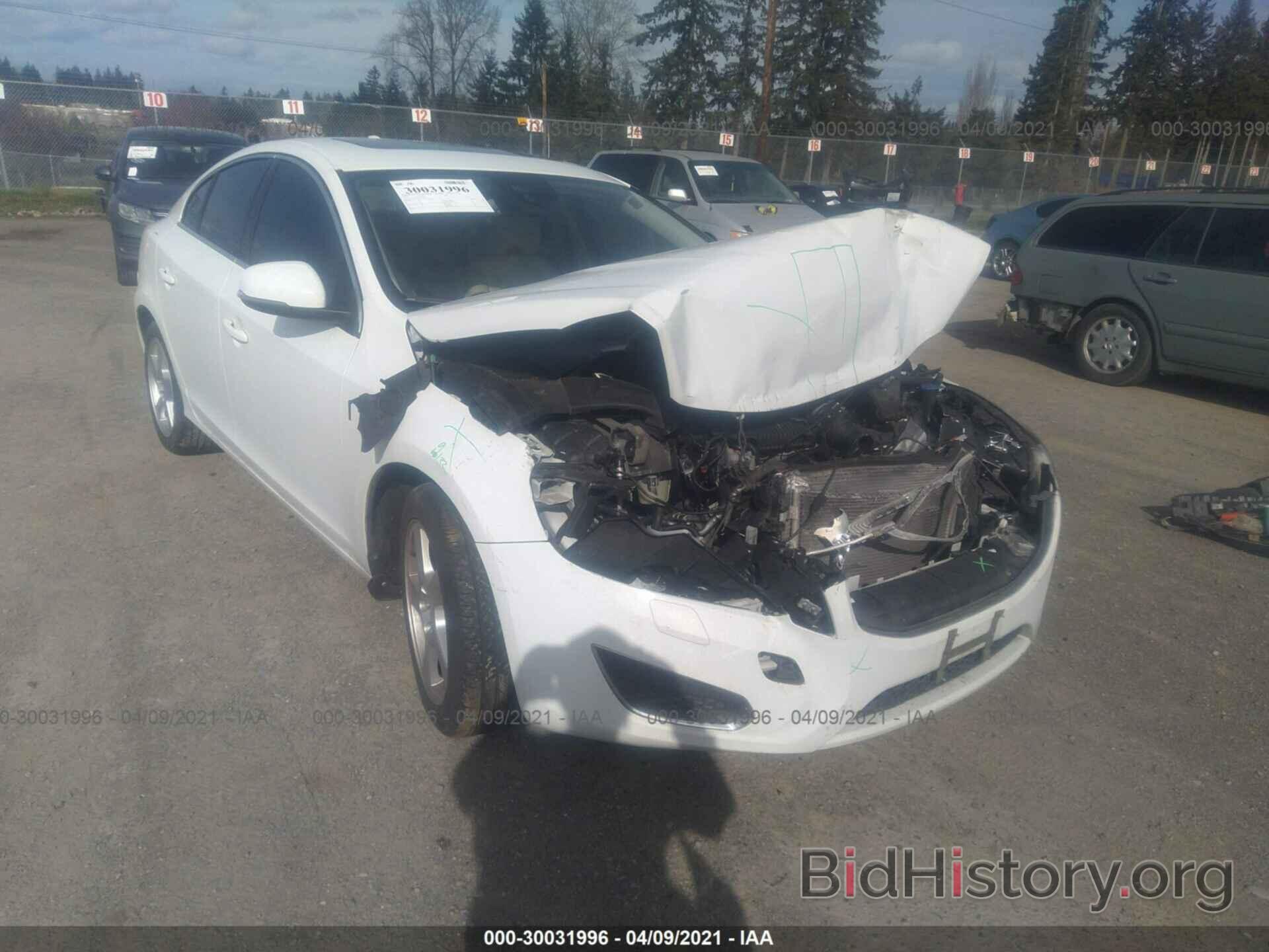 Photo YV1612FH2D2206182 - VOLVO S60 2013