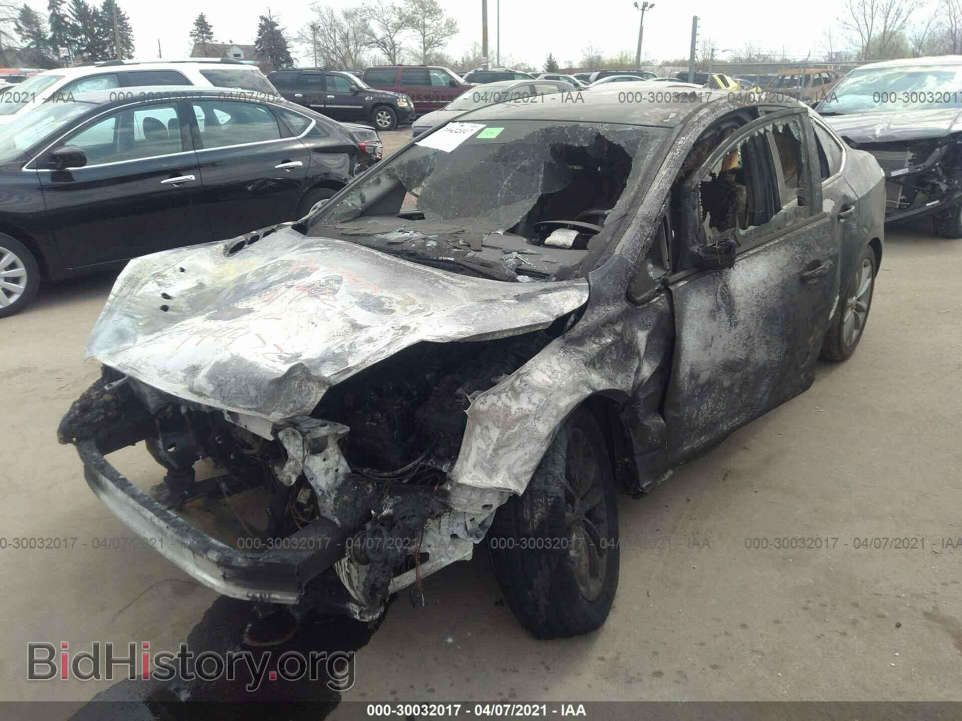 2012 BUICK VERANO - VIN: 1G4PP5SK0C4204196 - Фото 2