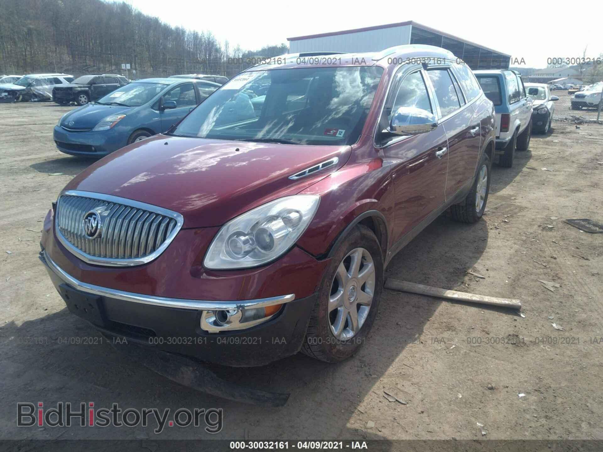 2010 BUICK ENCLAVE - VIN: 5GALVCED7AJ125540 - Фото 2