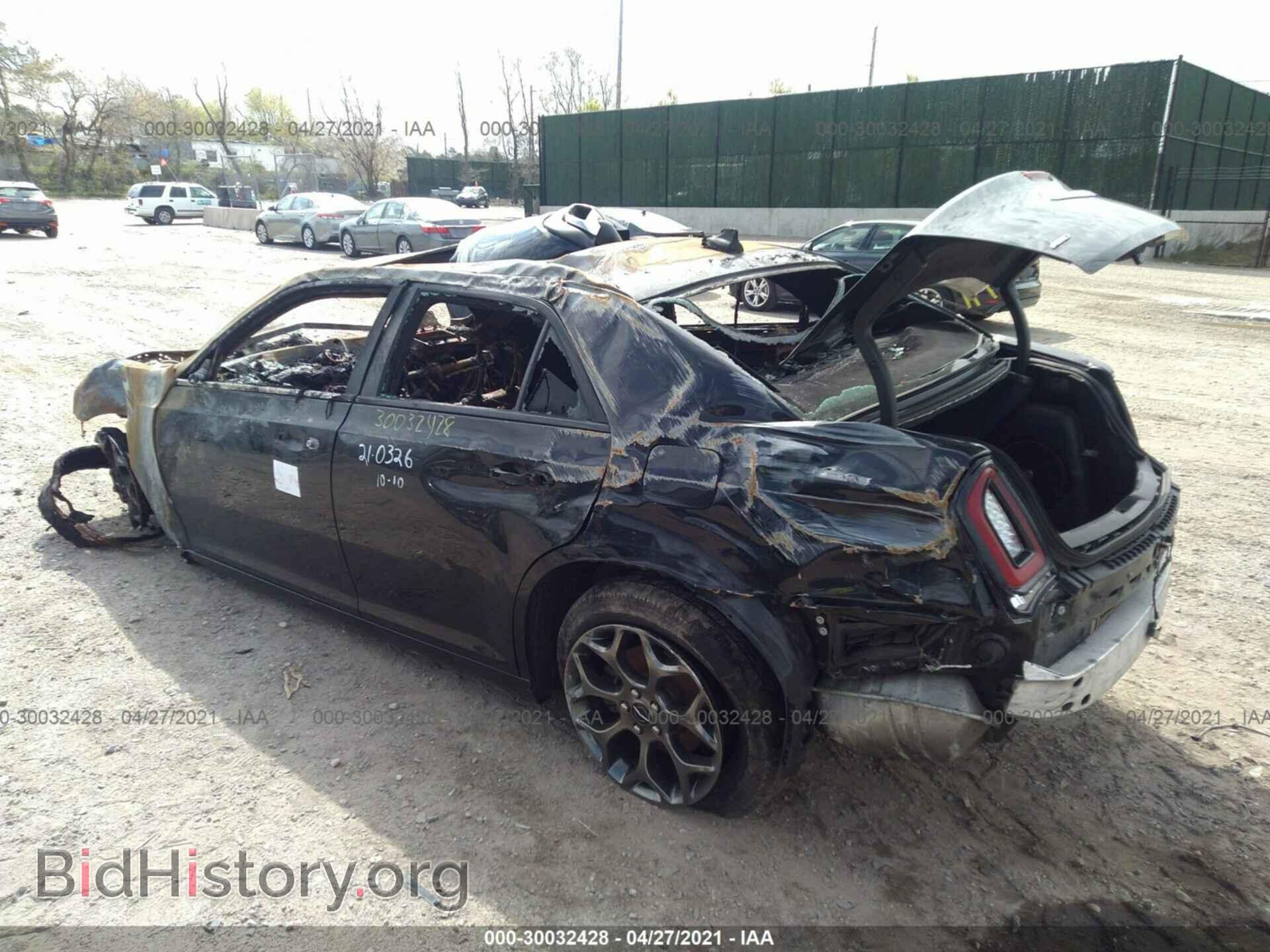 2016 CHRYSLER 300 - VIN: 2C3CCAGG5GH148183 - Фото 3