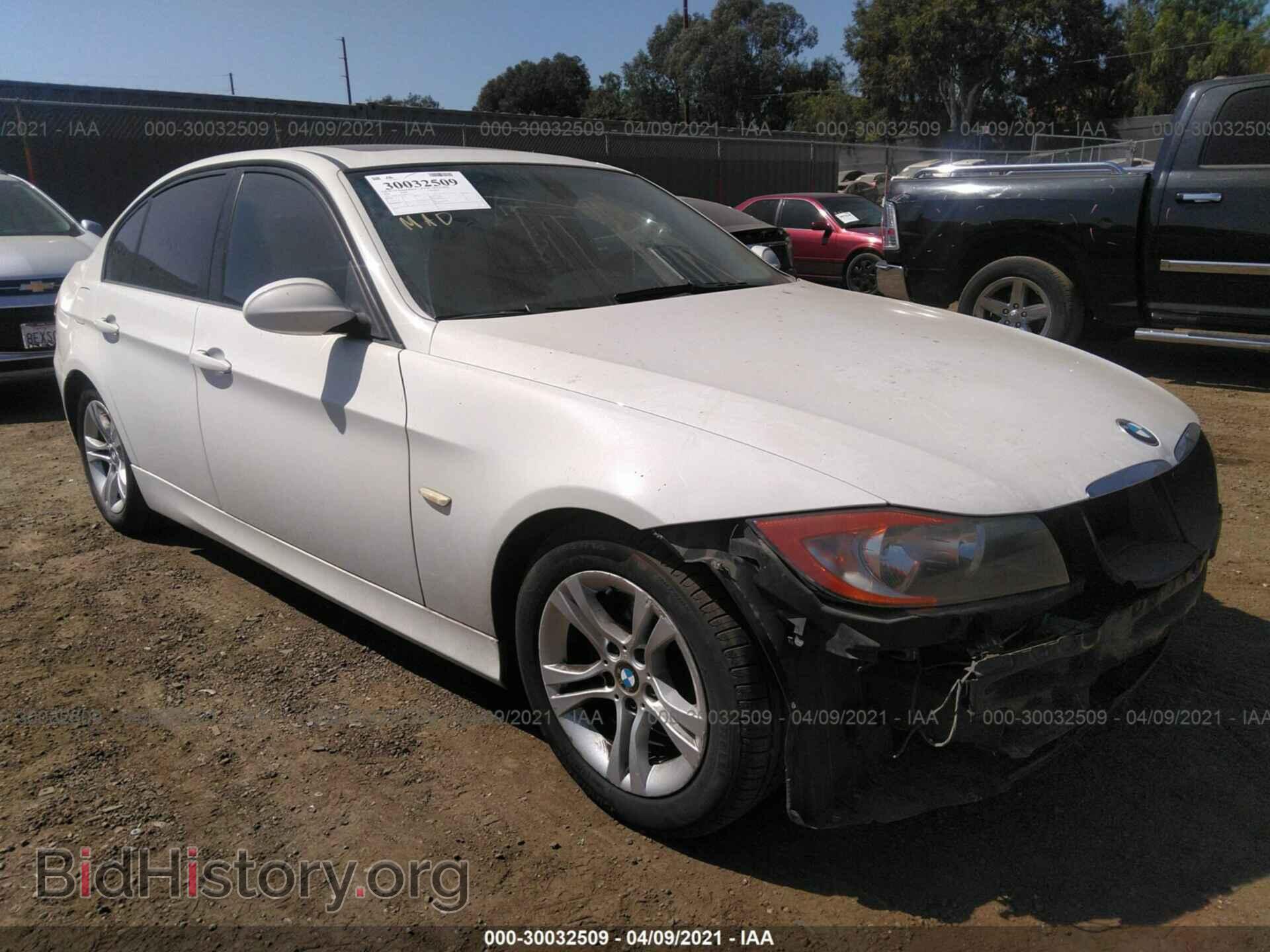 Photo WBAVA37568NL53117 - BMW 3 SERIES 2008