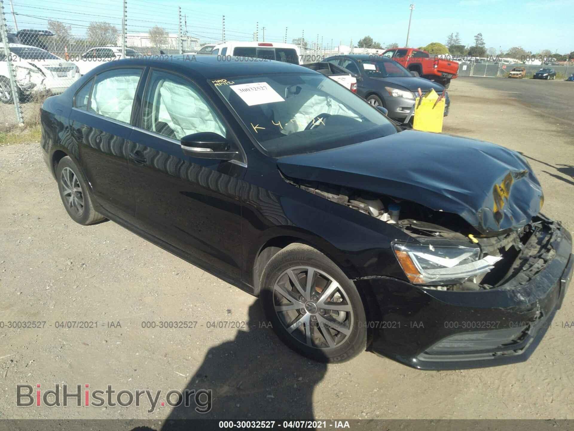 Фотография 3VWDB7AJ0HM269634 - VOLKSWAGEN JETTA 2017