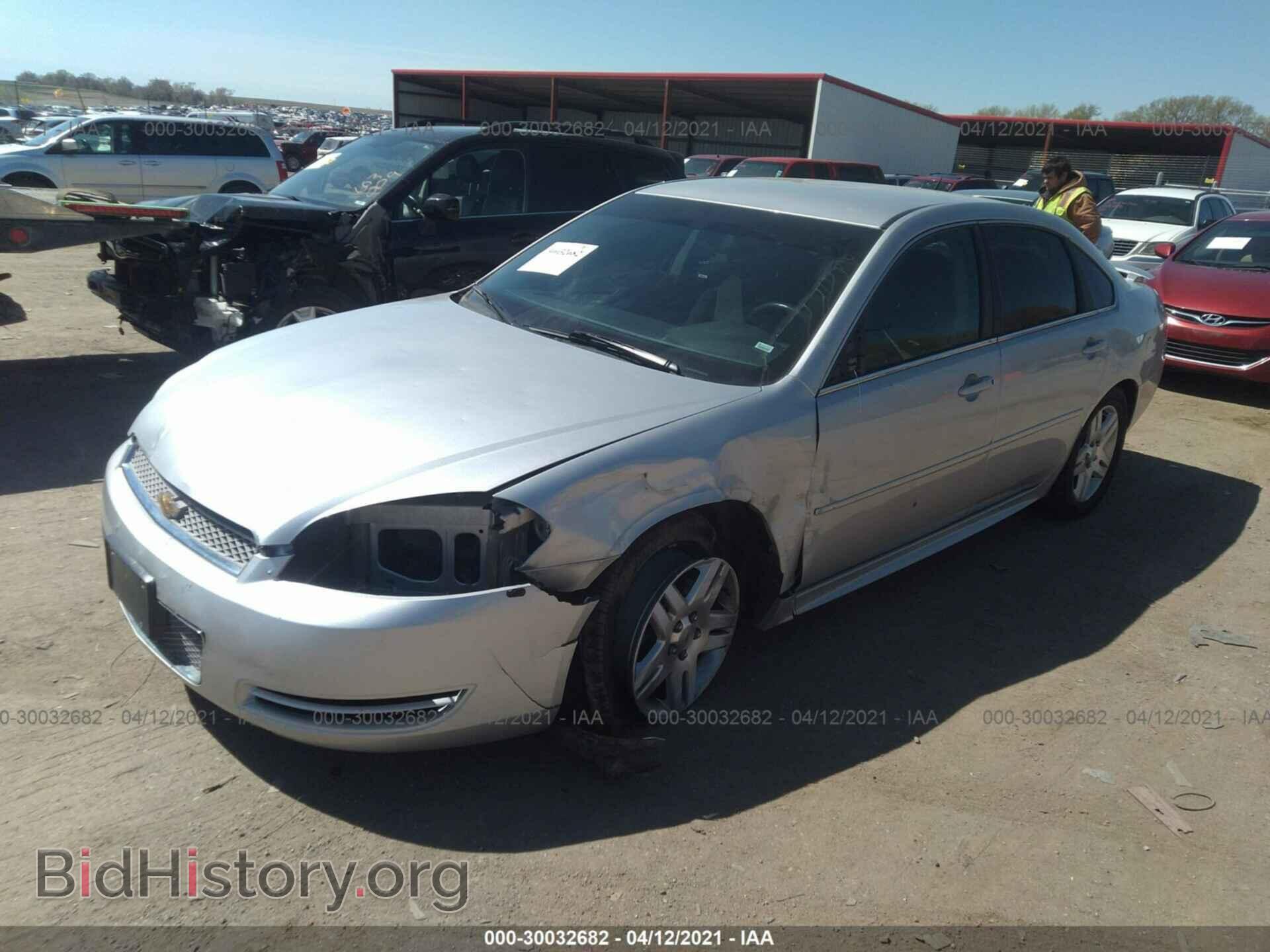 2012 CHEVROLET IMPALA - VIN: 2G1WB5E36C1122223 - Фото 2