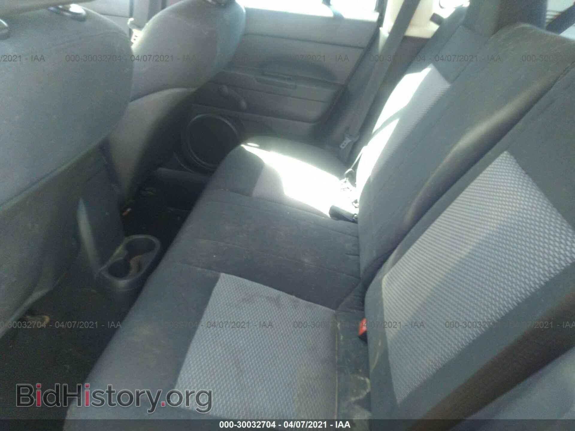 2009 JEEP COMPASS - VIN: 1J4FT47B19D102942 - Фото 8