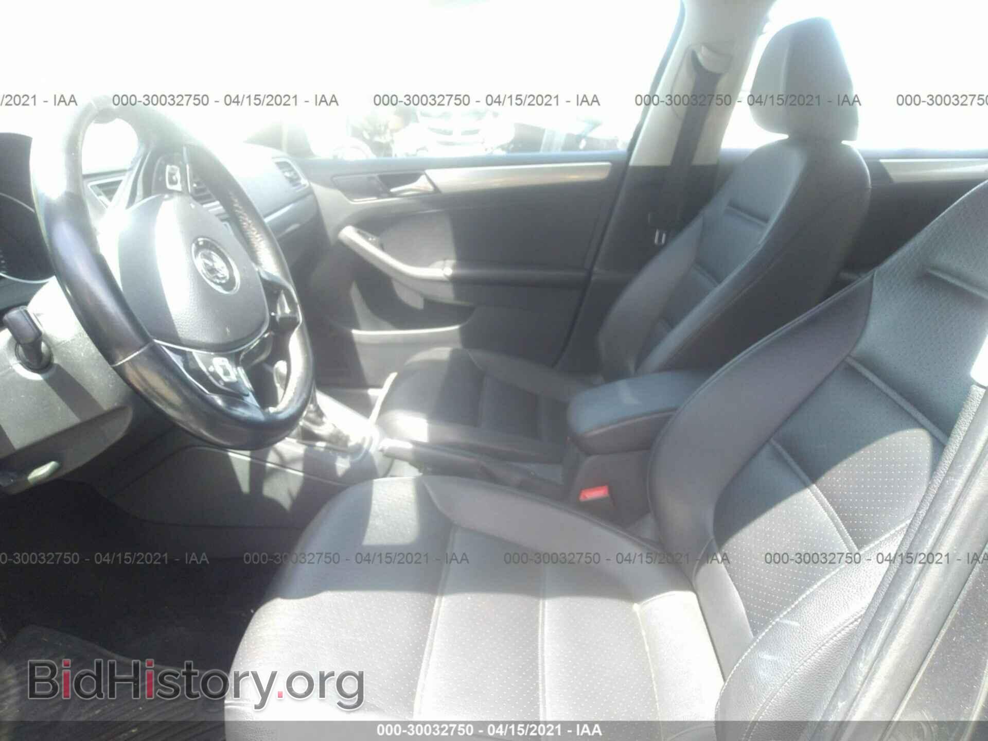2017 VOLKSWAGEN JETTA - VIN: 3VWDB7AJ0HM263168 - Фото 5