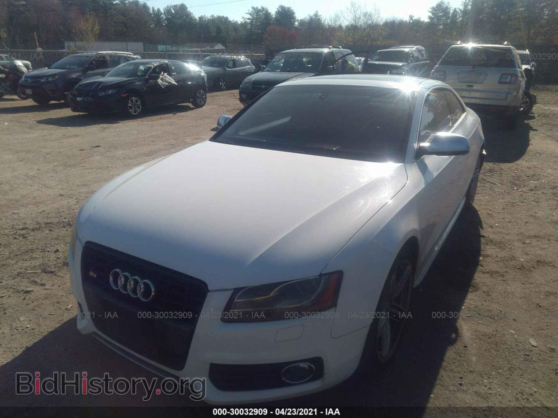 2012 AUDI S5 - VIN: WAUCVAFR6CA016791 - Photo 2