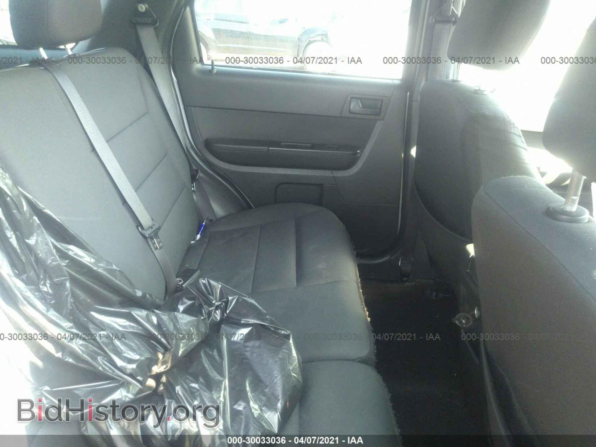 2011 FORD ESCAPE - VIN: 1FMCU9D75BKC38135 - Фото 8