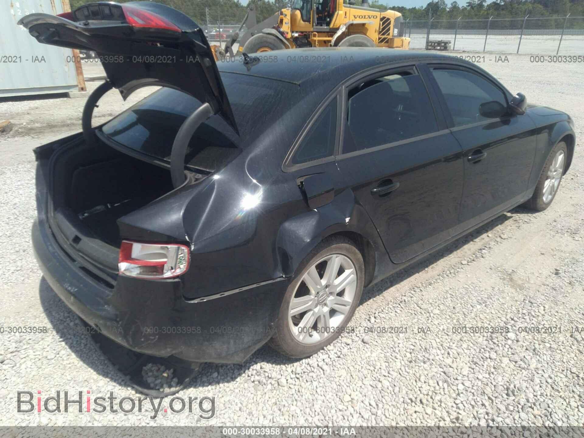 2011 AUDI A4 - VIN: WAUAFAFL7BN044381 - Фото 4