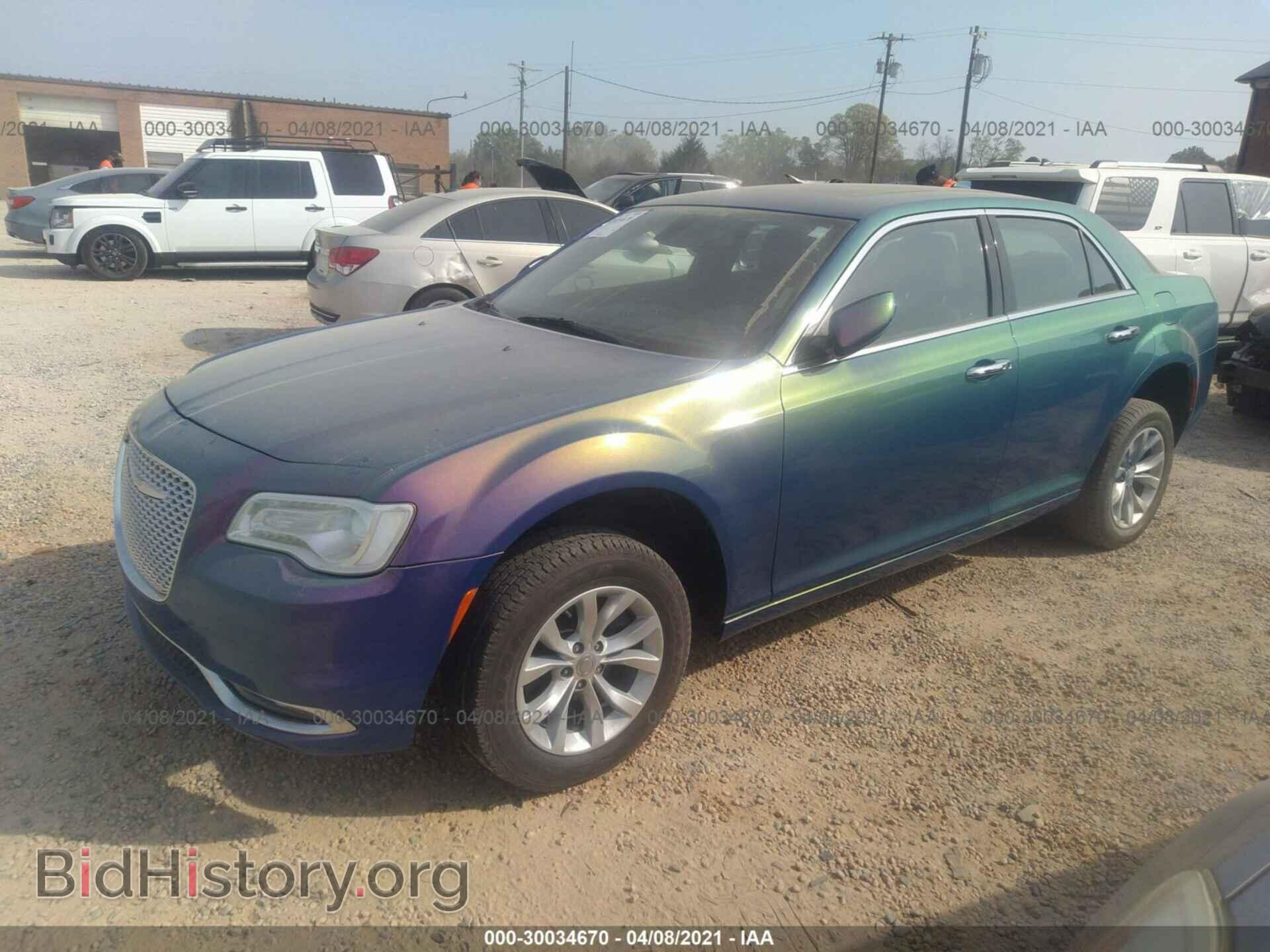 2016 CHRYSLER 300 - VIN: 2C3CCAAG1GH134855 - Фото 2