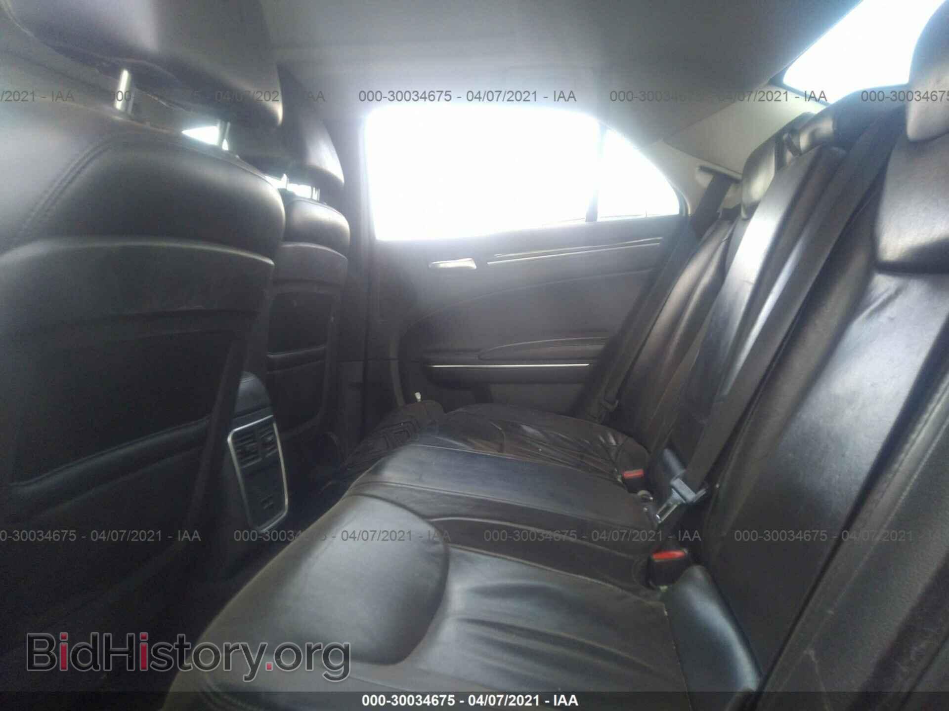 2016 CHRYSLER 300 - VIN: 2C3CCAAG8GH295574 - Фото 8