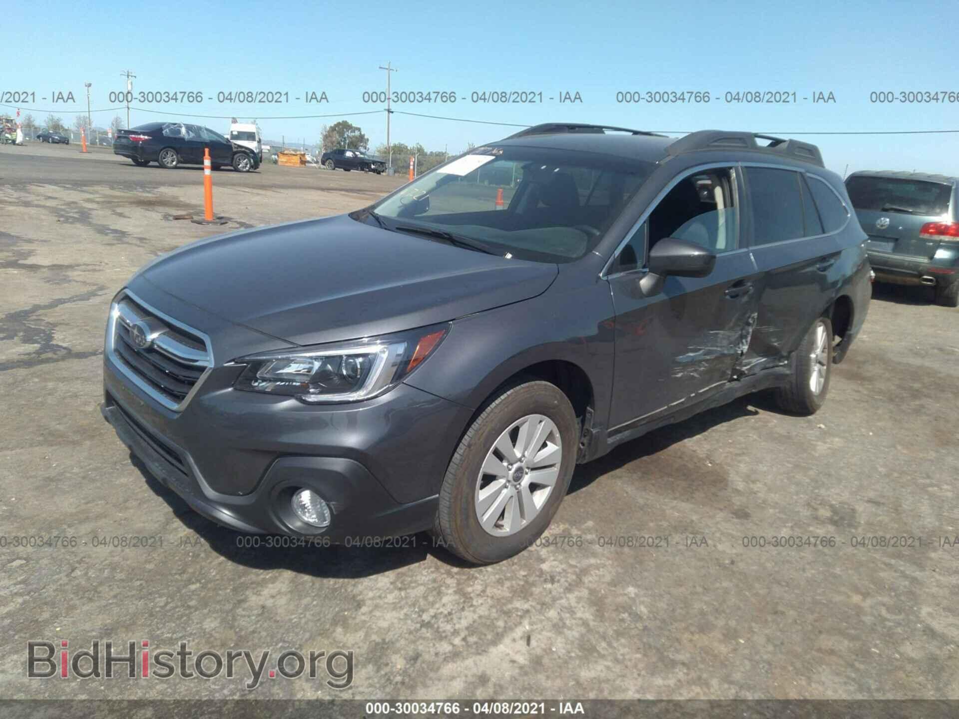 2018 SUBARU OUTBACK - VIN: 4S4BSACC2J3304568 - Фото 2