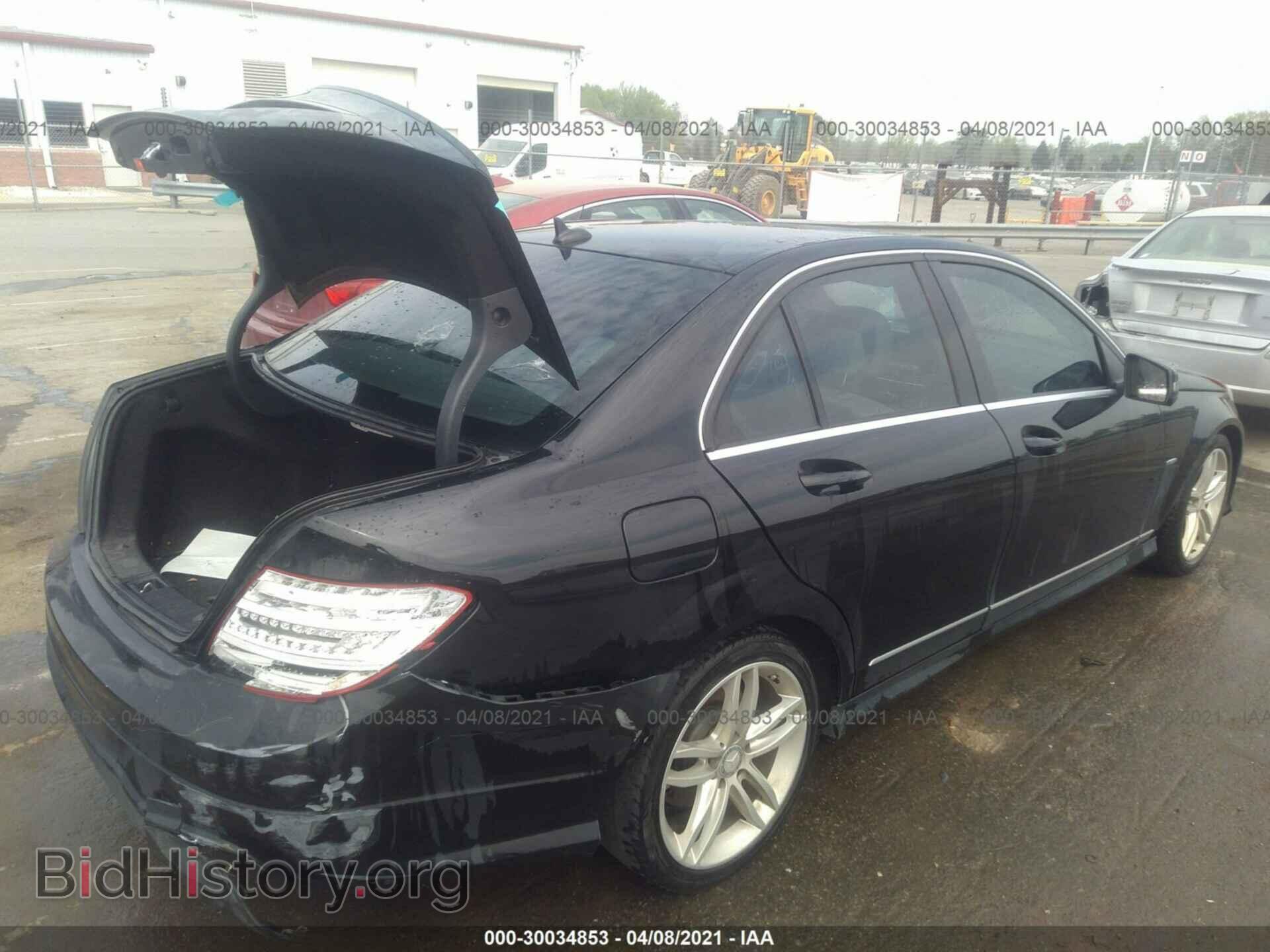 2012 MERCEDES-BENZ C-CLASS - VIN: WDDGF4HB3CR215744 - Фото 6