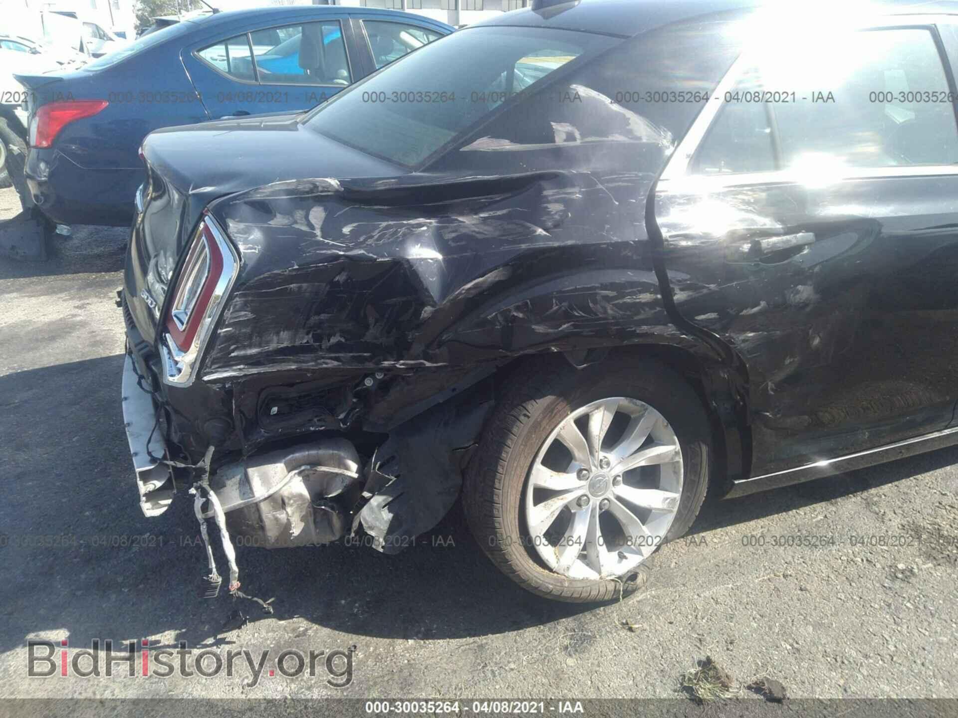 2015 CHRYSLER 300 - VIN: 2C3CCAAG3FH818336 - Фото 6
