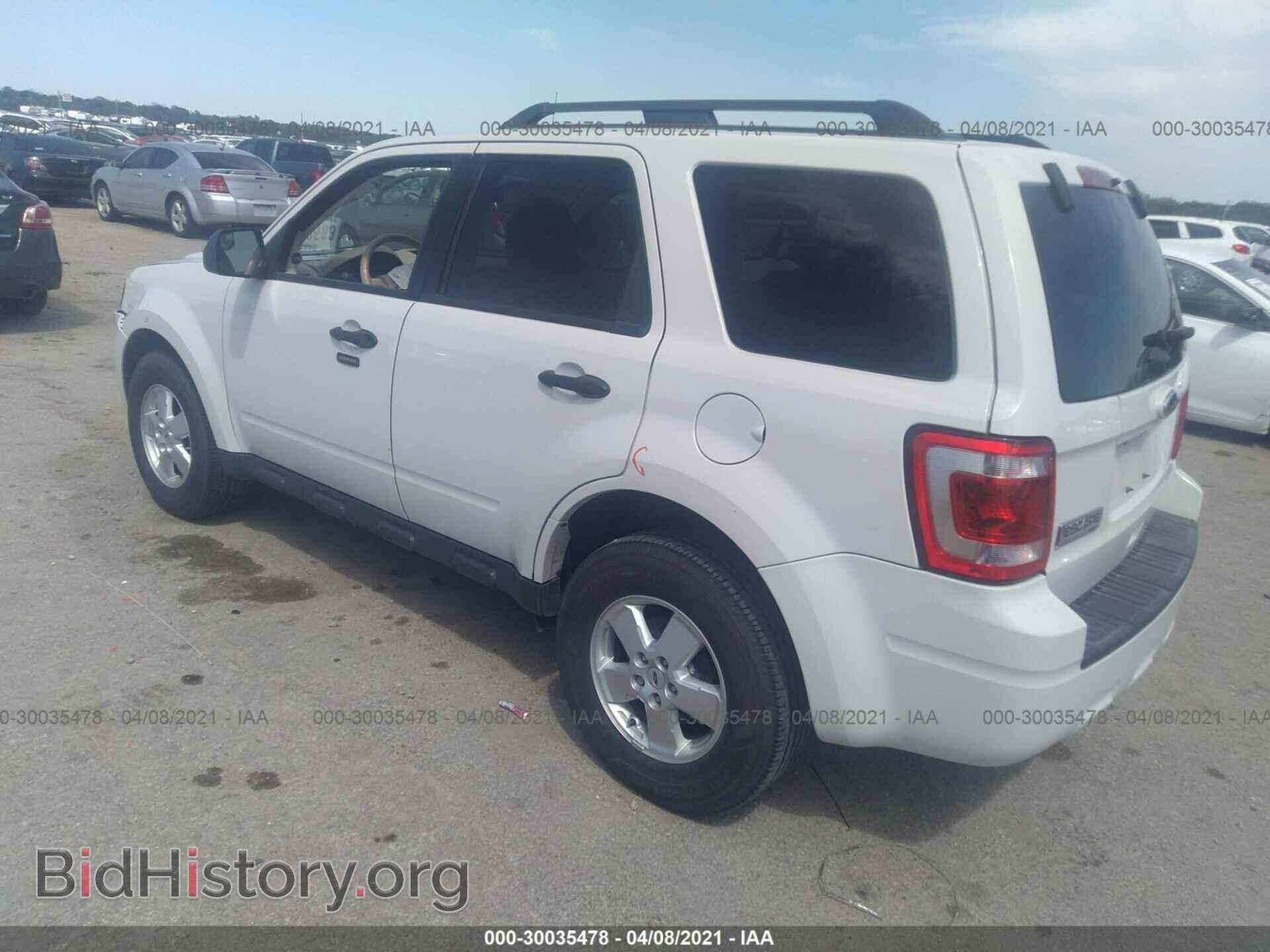 2012 FORD ESCAPE - VIN: 1FMCU0D72CKA57393 - Фото 3