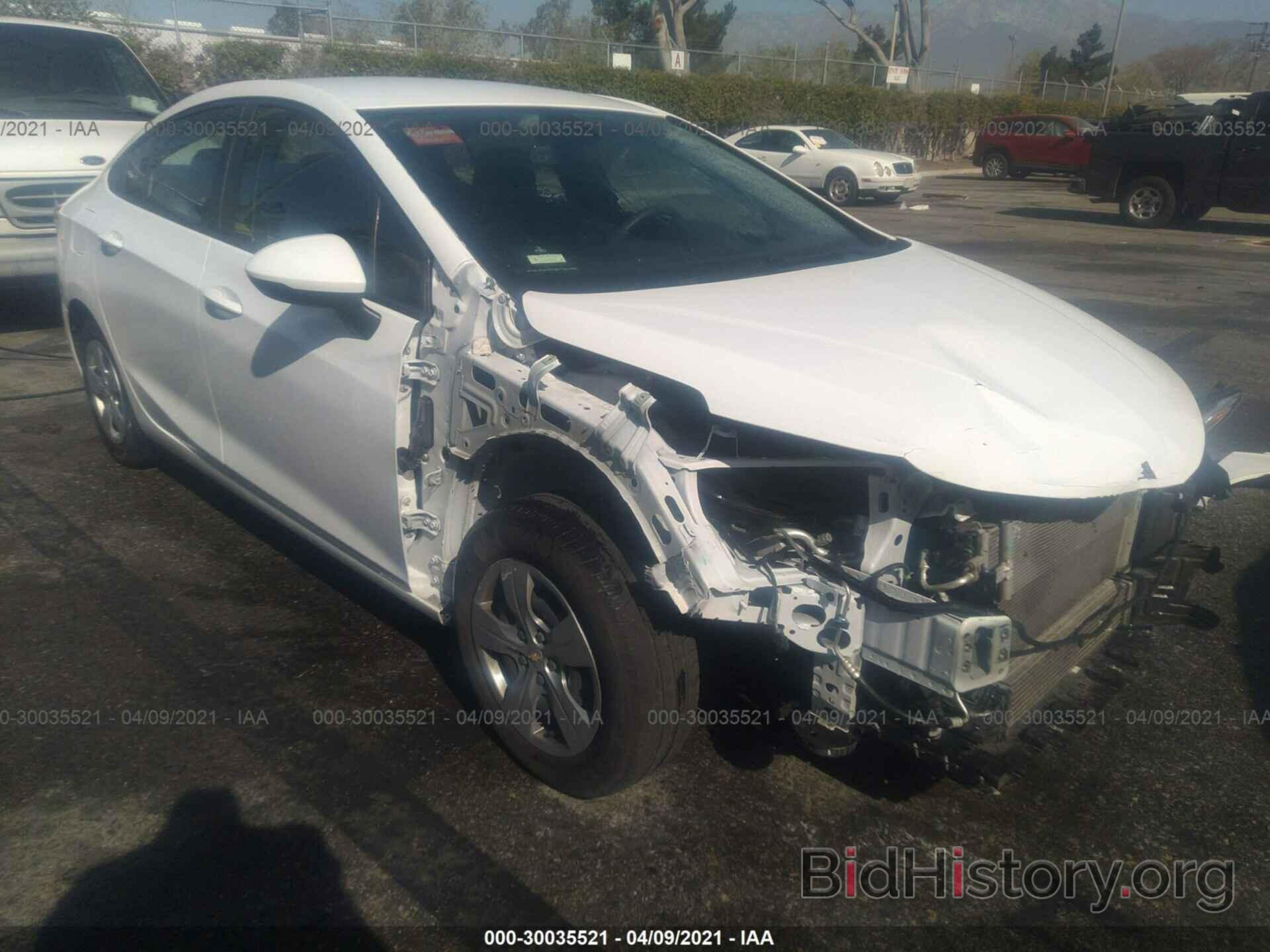 Photo 1G1BC5SM1H7233359 - CHEVROLET CRUZE 2017