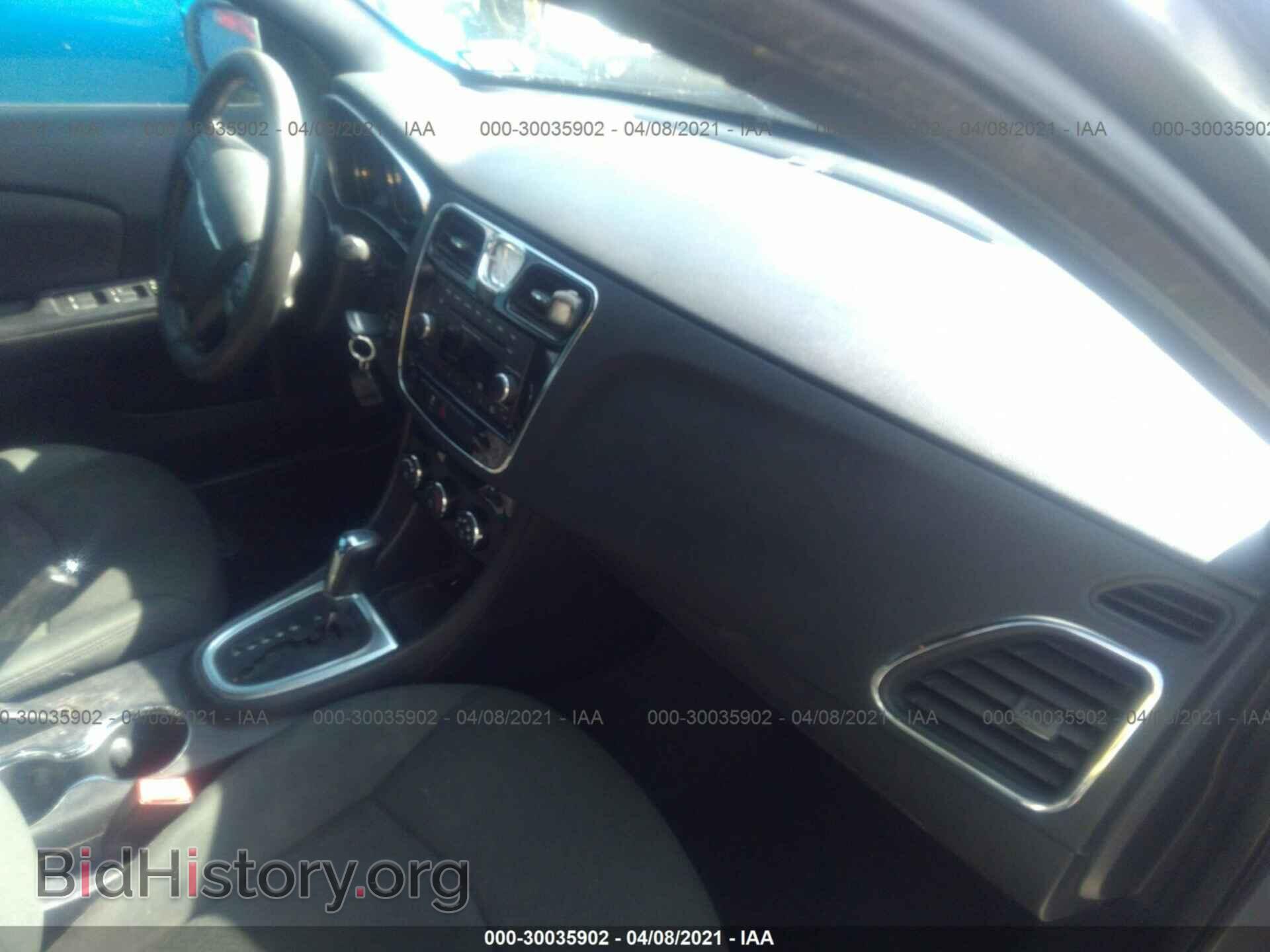 2012 CHRYSLER 200 - VIN: 1C3CCBAB0CN114026 - Photo 5