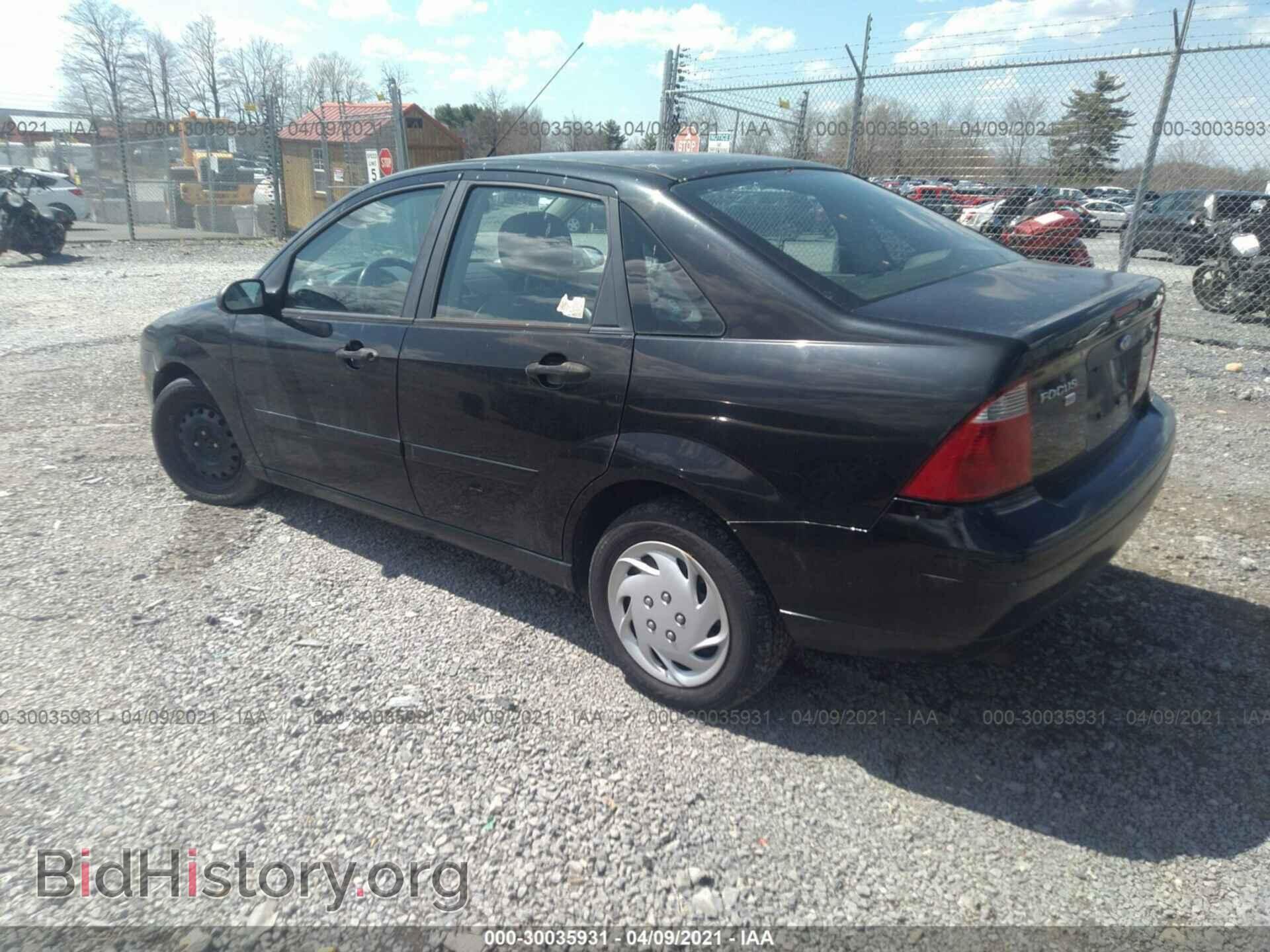 2006 FORD FOCUS - VIN: 1FAFP34N66W109457 - Фото 3