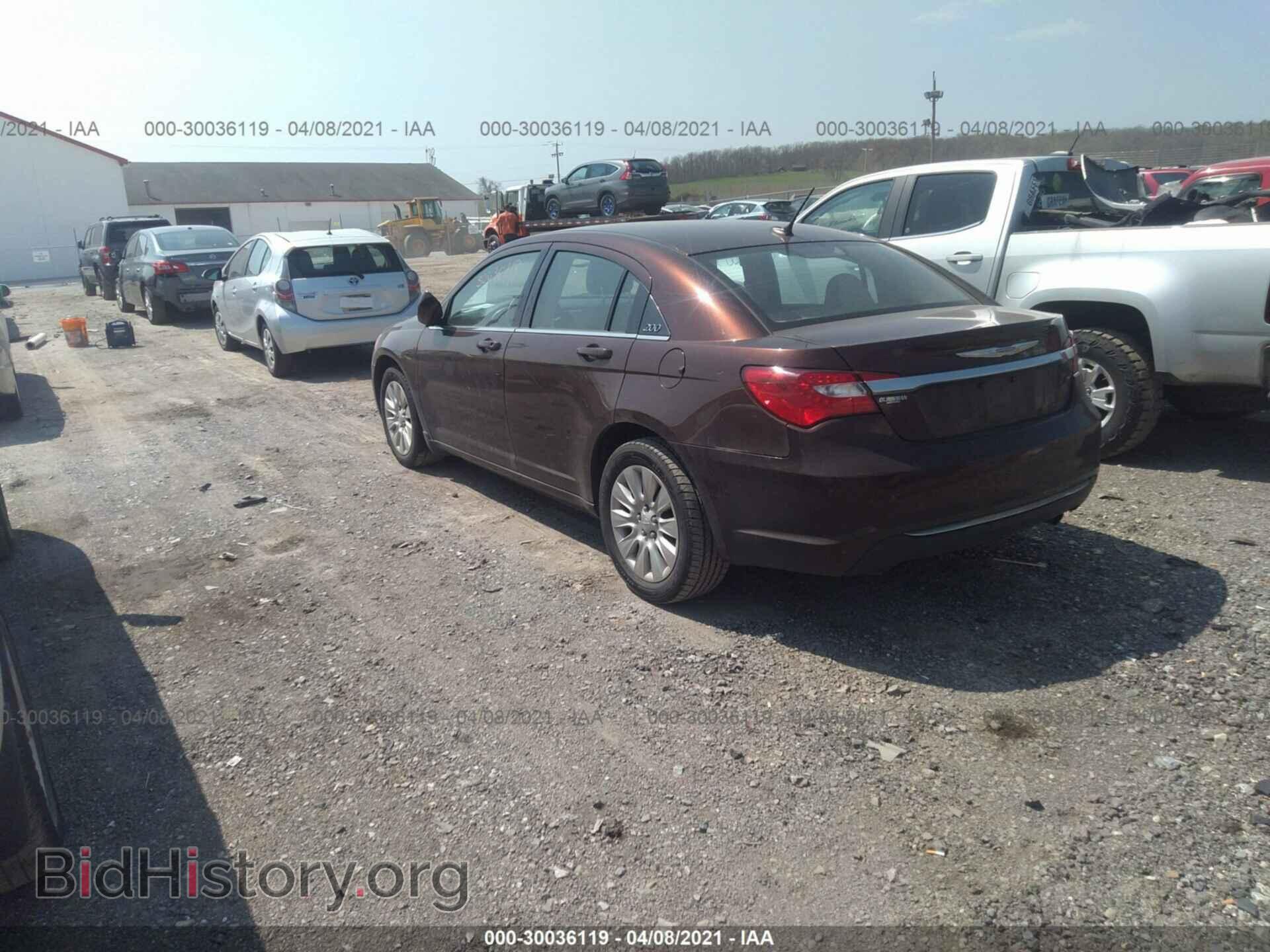 2012 CHRYSLER 200 - VIN: 1C3CCBAB4CN224075 - Фото 3