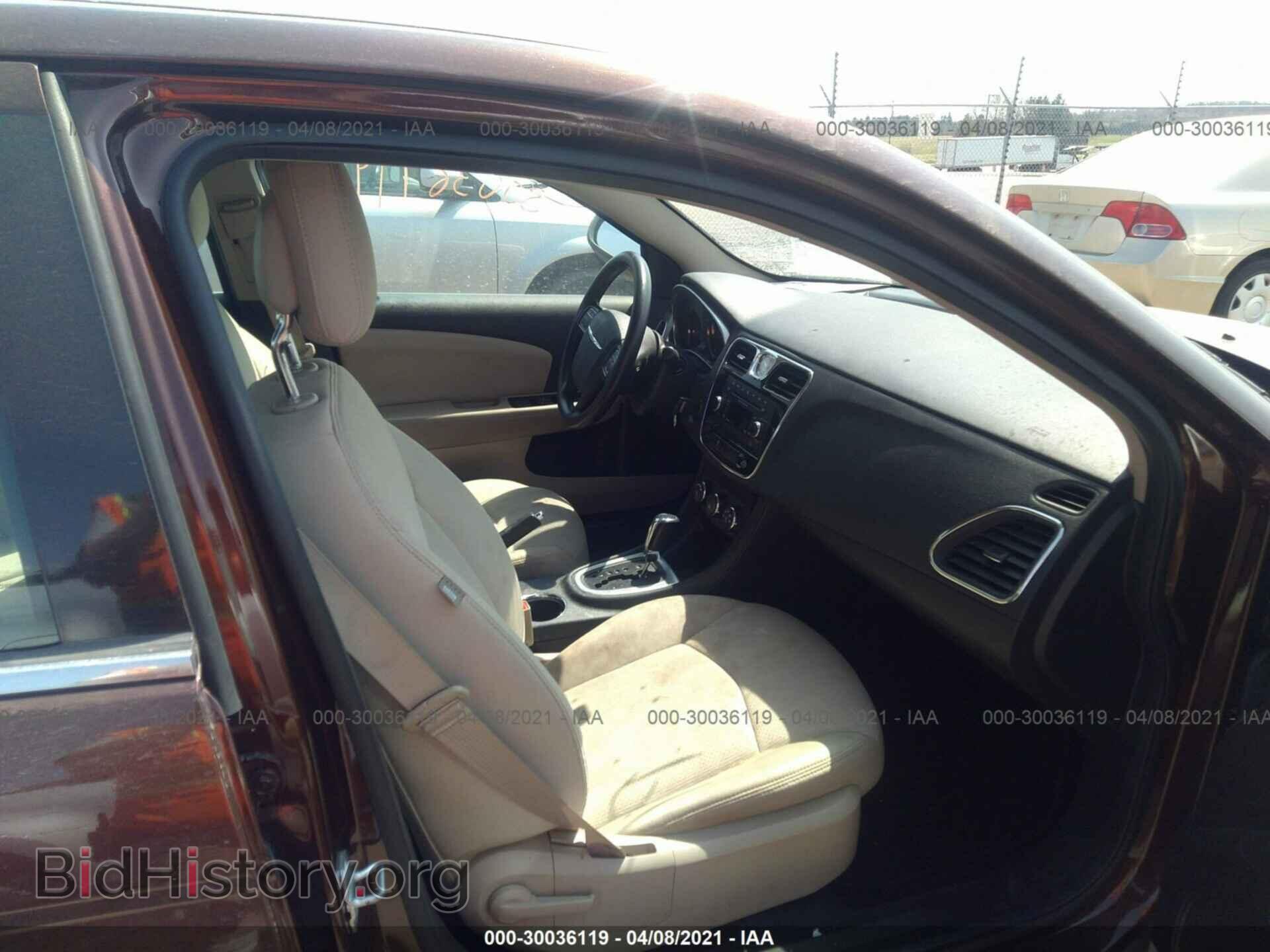 2012 CHRYSLER 200 - VIN: 1C3CCBAB4CN224075 - Фото 5