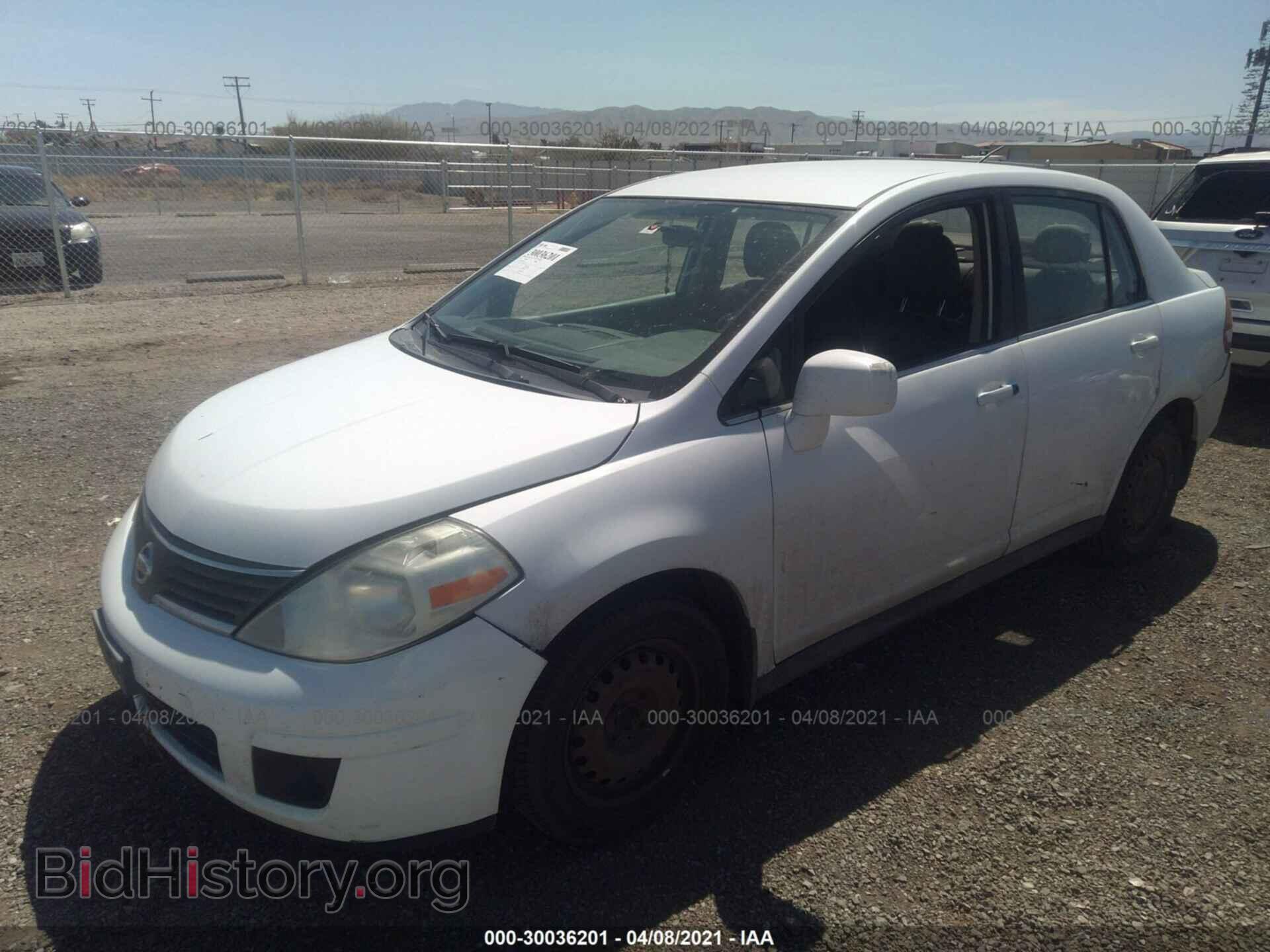 2008 NISSAN VERSA - VIN: 3N1BC11E68L413686 - Фото 2