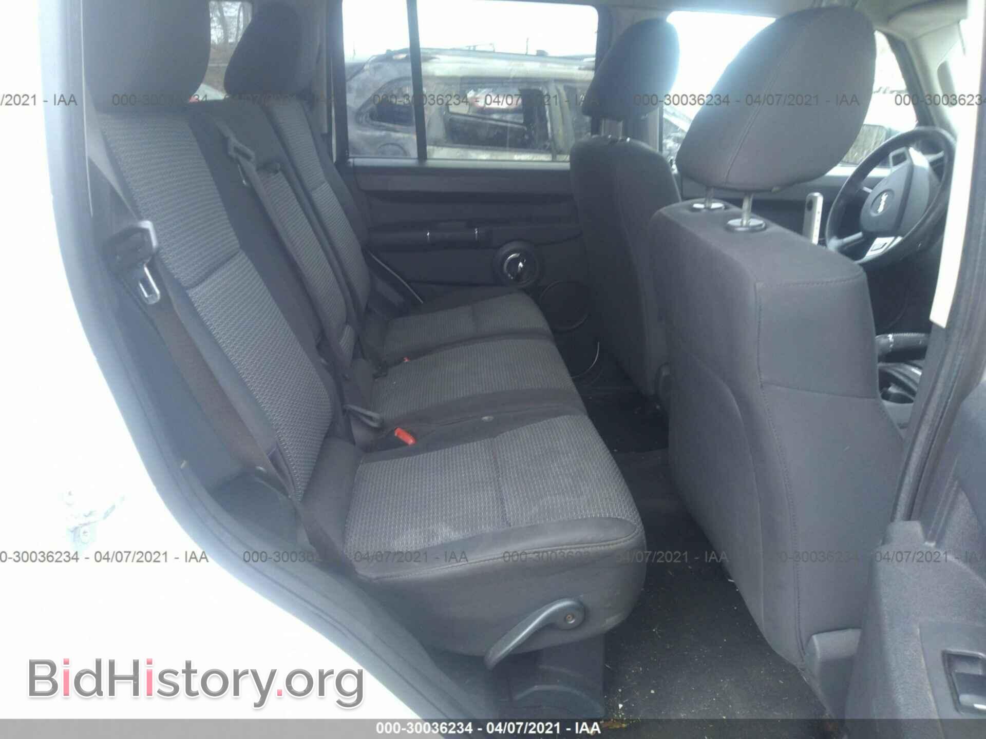 2010 JEEP COMMANDER - VIN: 1J4RH4GK3AC113918 - Фото 8