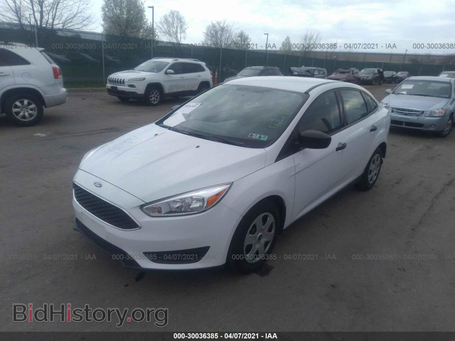 2018 FORD FOCUS - VIN: 1FADP3E21JL325335 - Фото 2