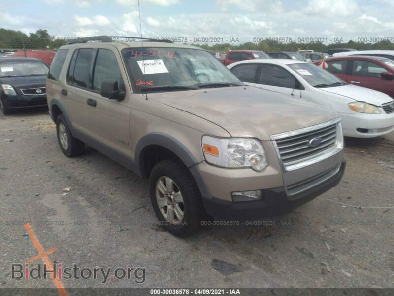 2006 Ford EXPLORER XLT (VIN 1FMEU63E16UA02762) — photo 1 of 11, IAAI