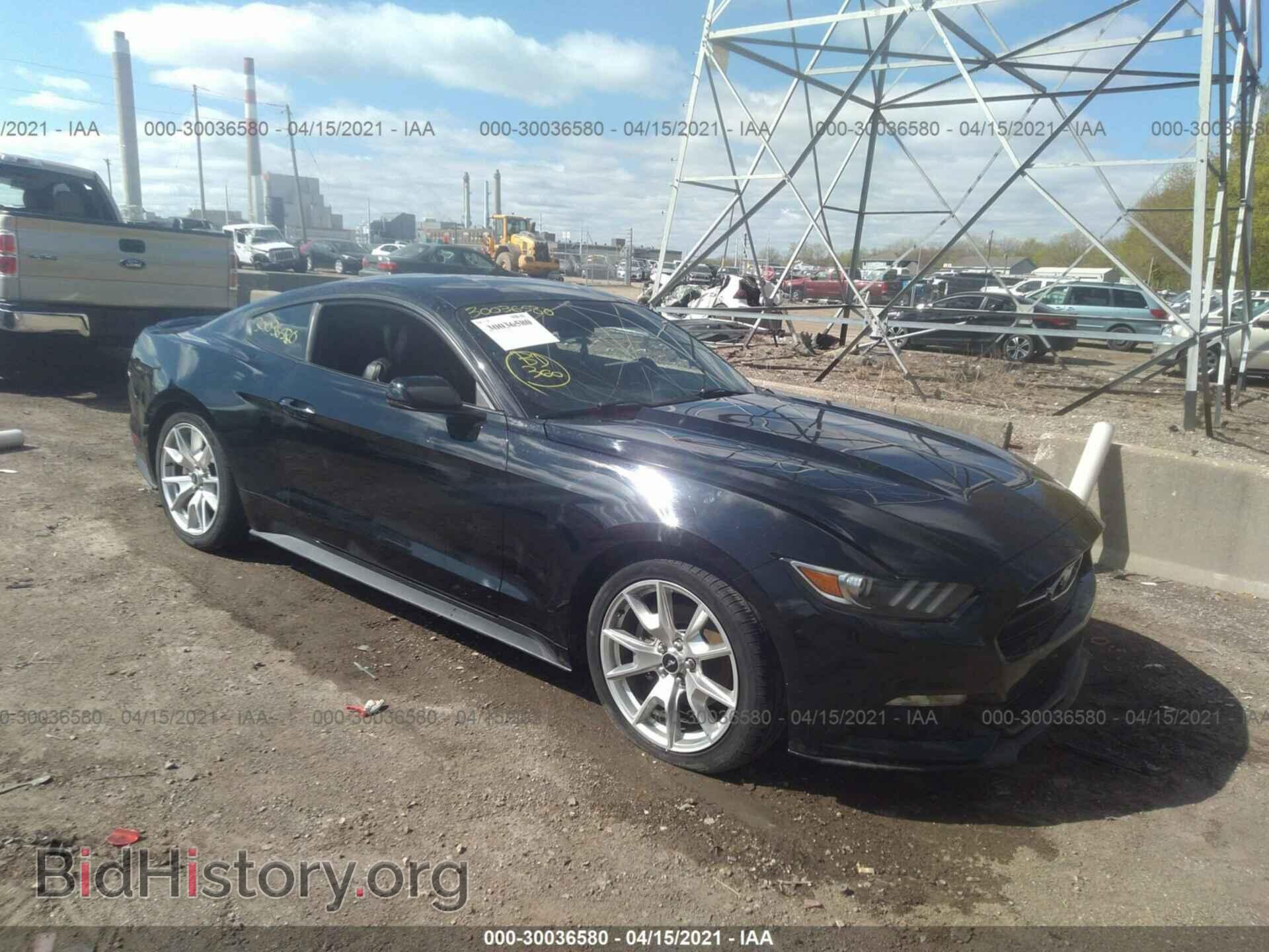 Photo 1FA6P8TH1F5391179 - FORD MUSTANG 2015