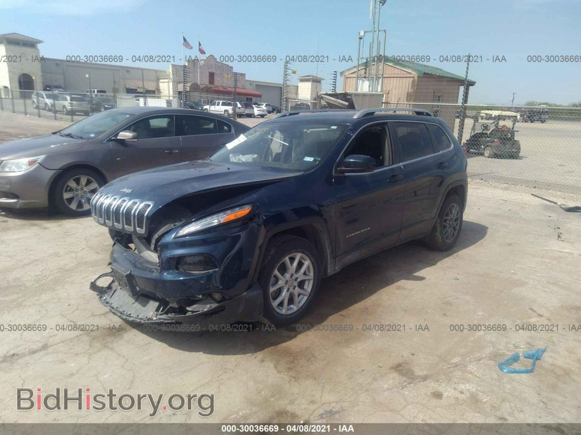 2018 JEEP CHEROKEE - VIN: 1C4PJLCB8JD558957 - Фото 2