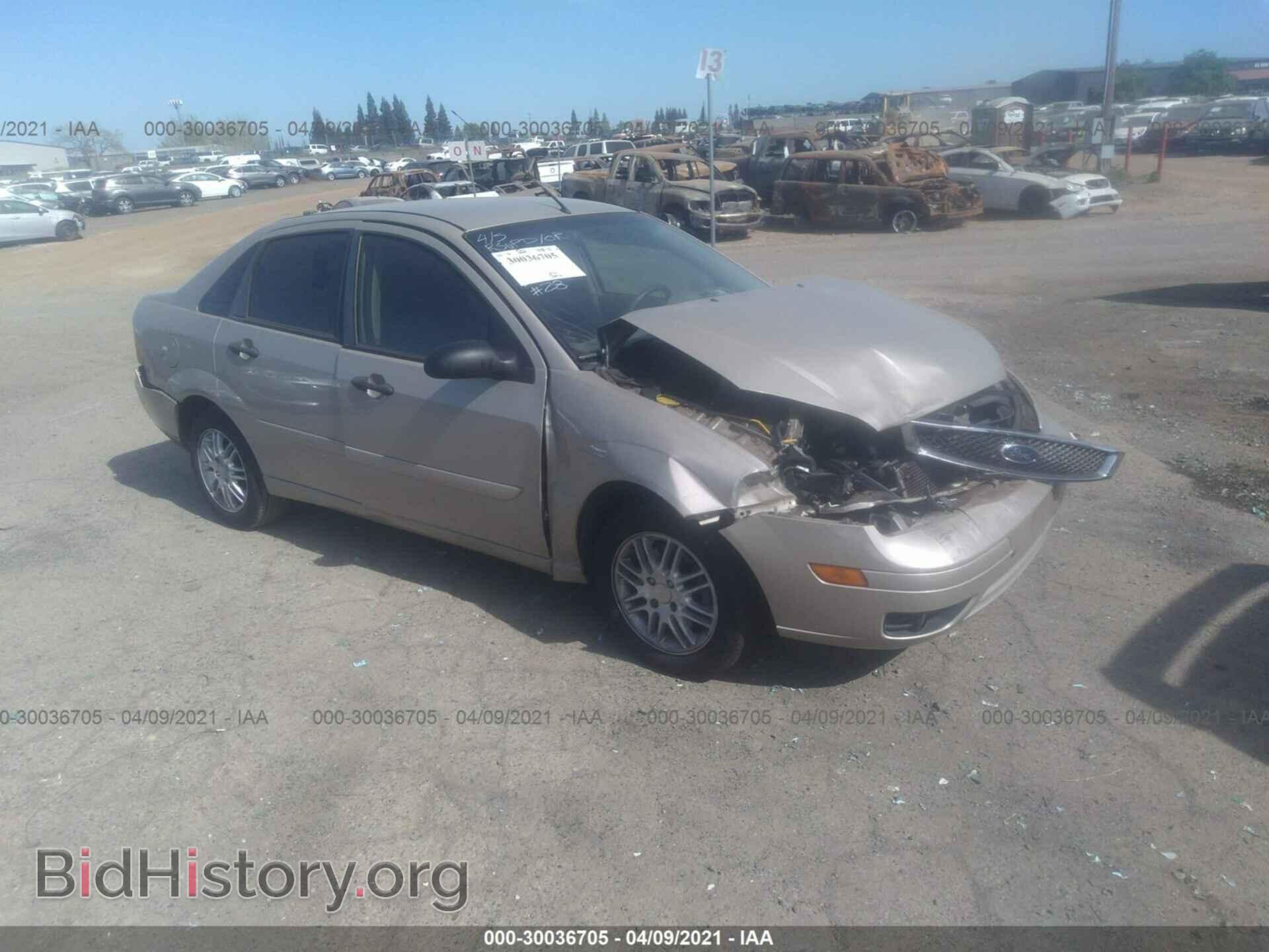 Photo 1FAFP34N77W210914 - FORD FOCUS 2007