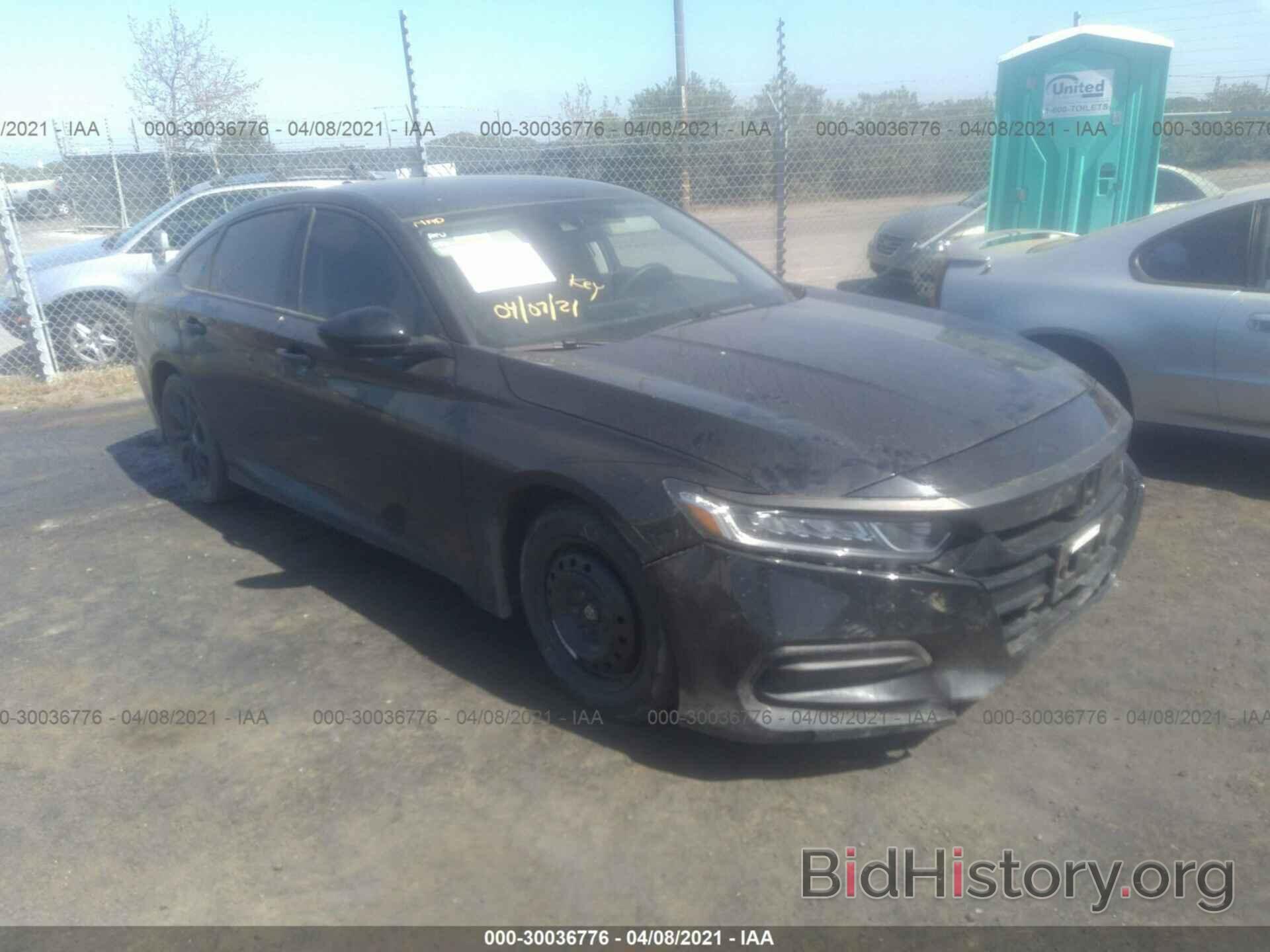 Photo 1HGCV1F13JA059111 - HONDA ACCORD SEDAN 2018