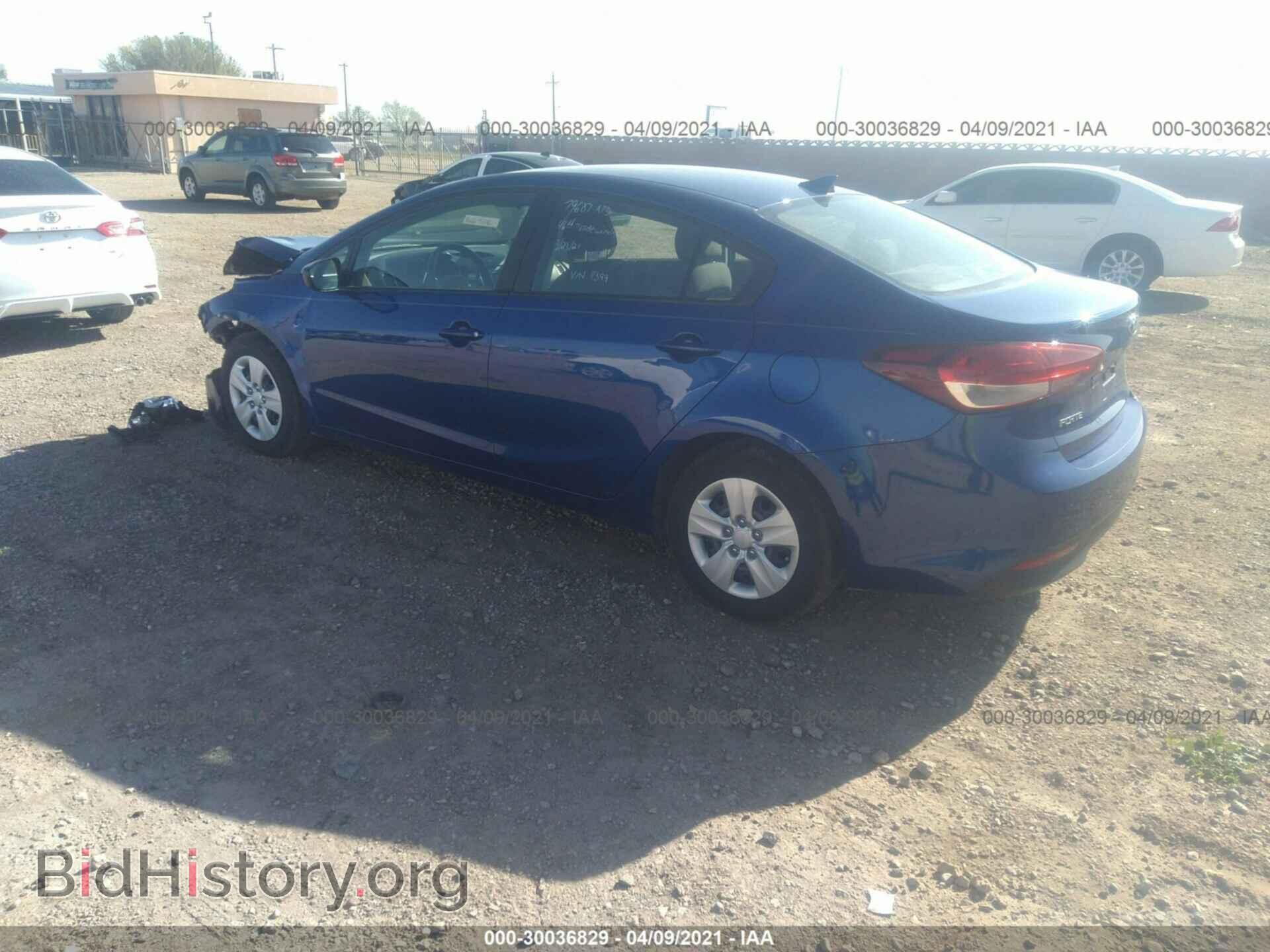 2017 KIA FORTE - VIN: 3KPFL4A71HE044399 - Фото 3