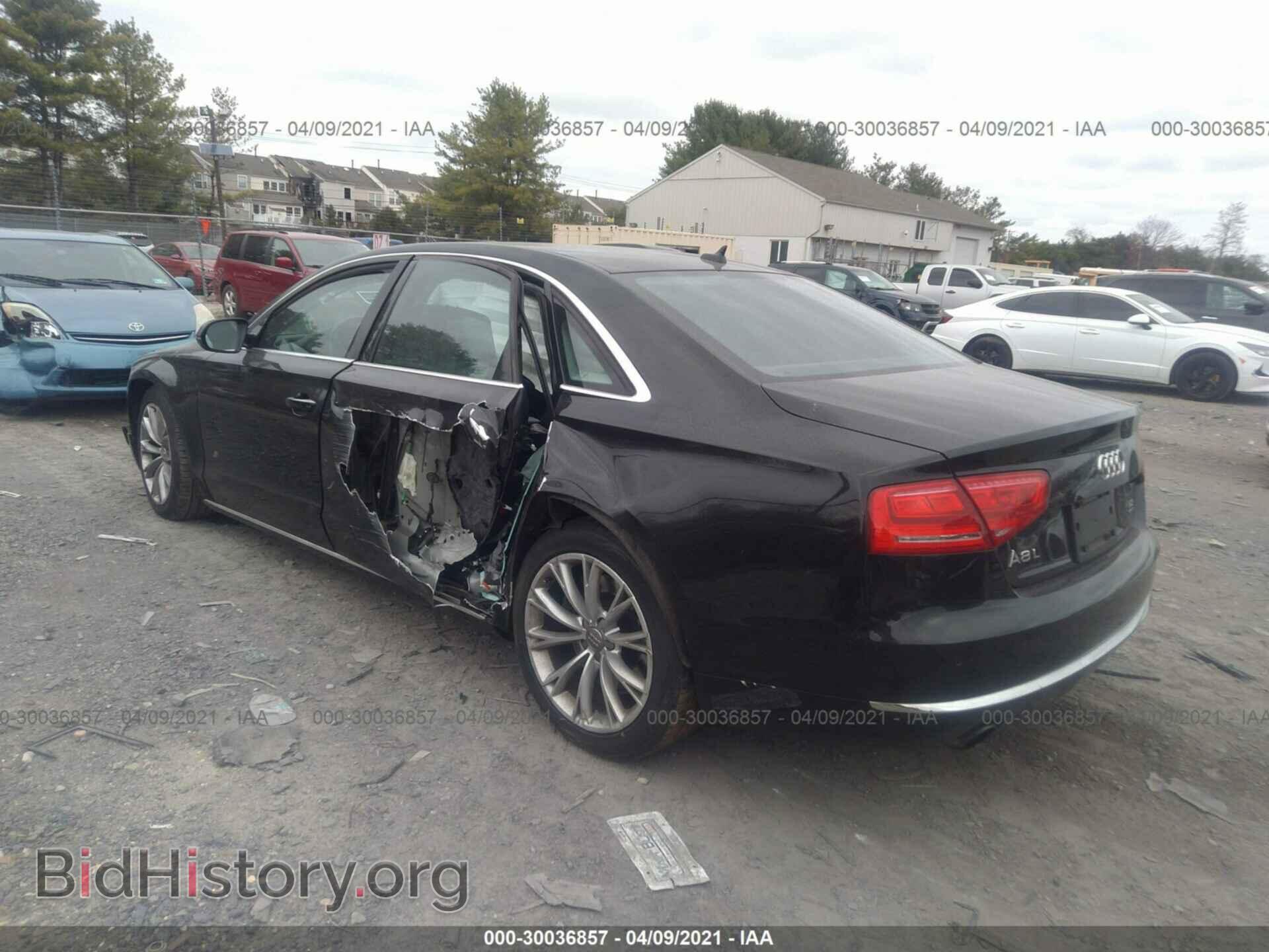 2011 AUDI A8 L - VIN: WAURVAFD2BN010217 - Фото 3