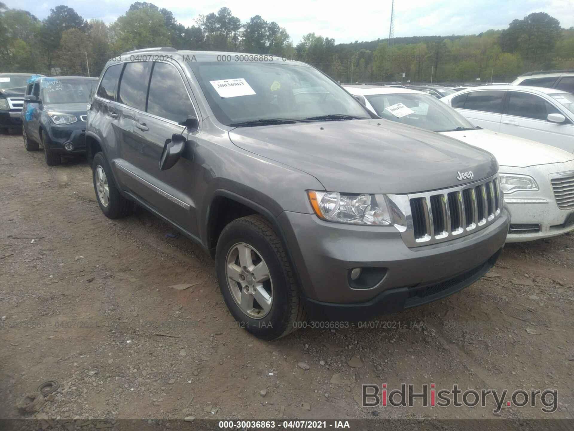 Photo 1C4RJEAG9DC504127 - JEEP GRAND CHEROKEE 2013