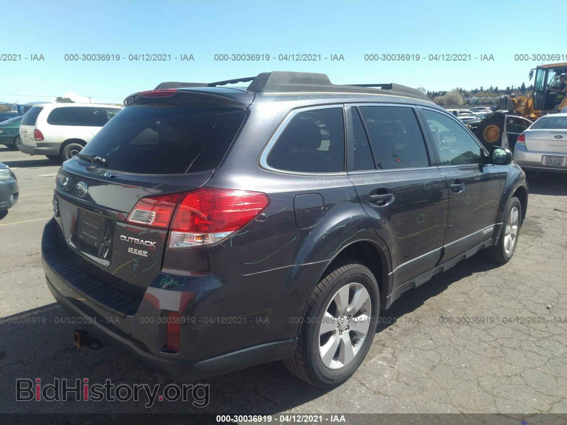 2011 SUBARU OUTBACK - VIN: 4S4BRBCC8B3408758 - Фото 4