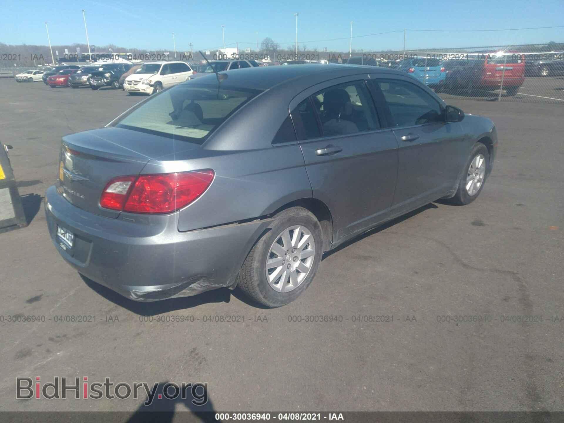 2010 CHRYSLER SEBRING - VIN: 1C3CC4FB1AN222284 - Фото 4