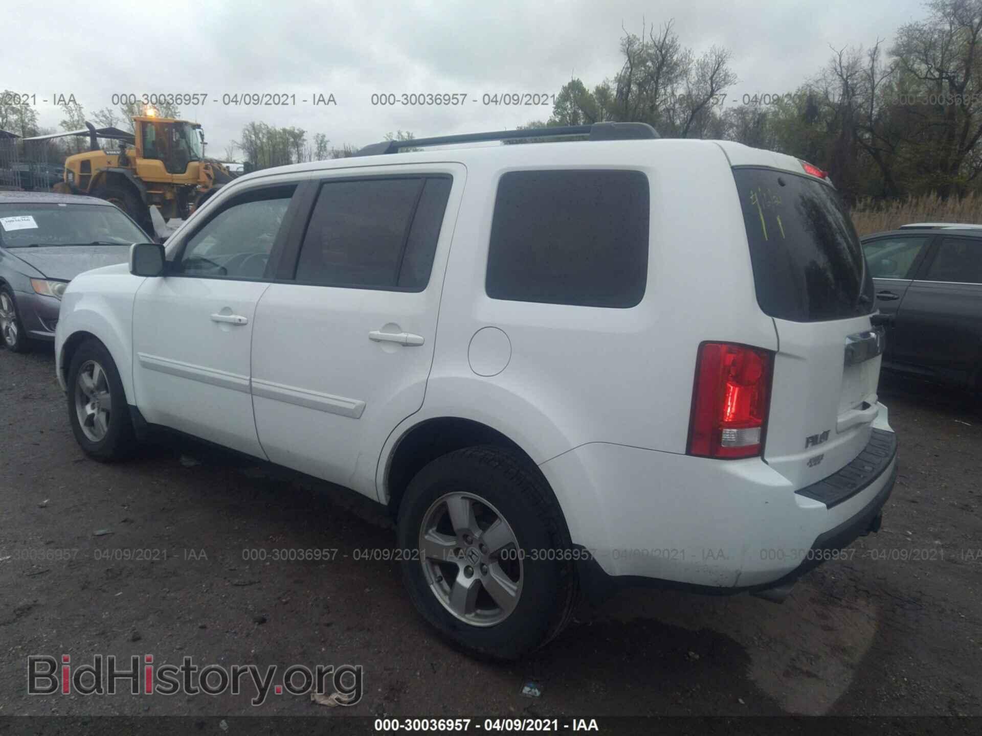 2011 HONDA PILOT - VIN: 5FNYF4H58BB003094 - Фото 3