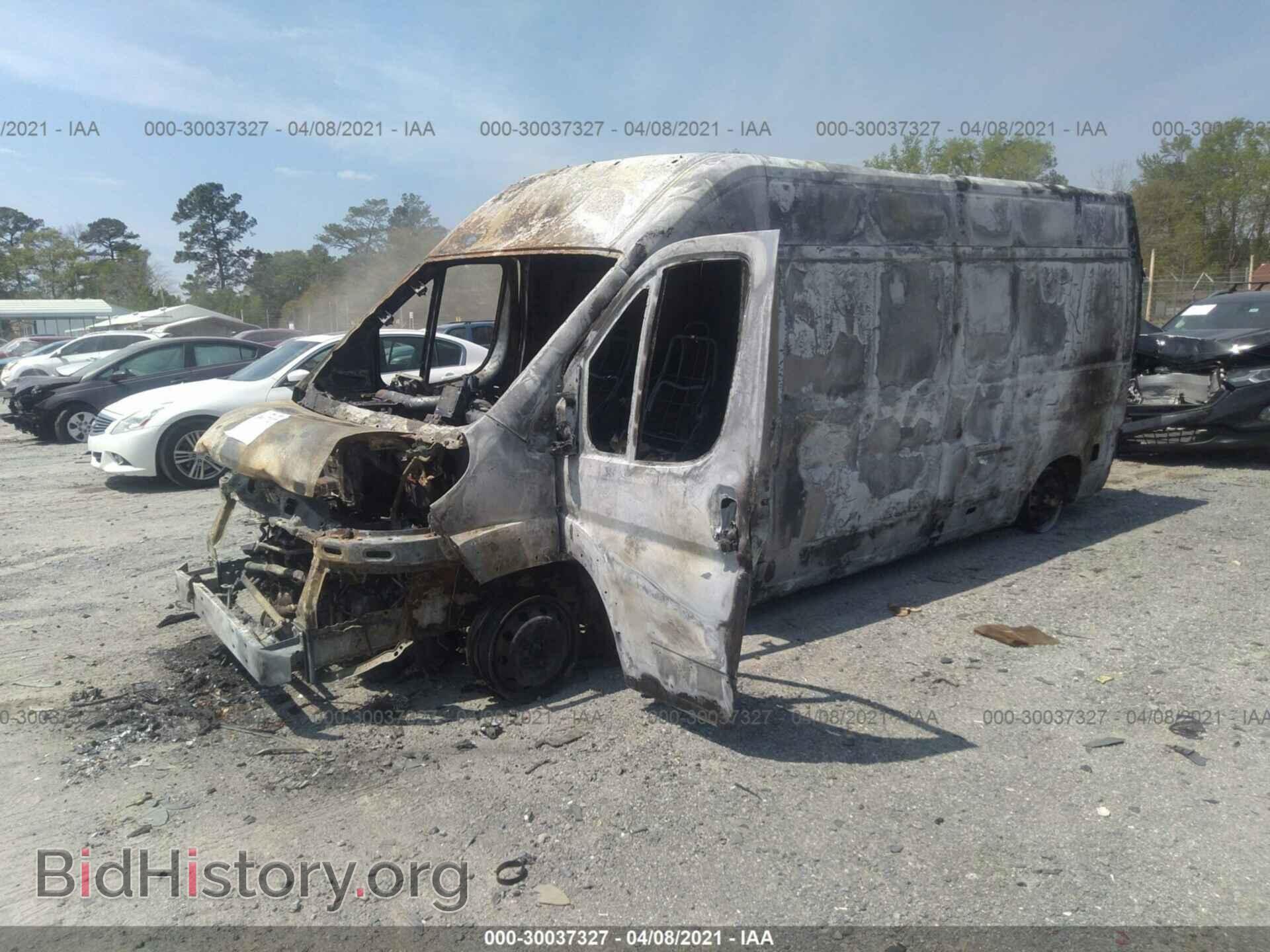 2019 RAM PROMASTER CARGO VAN - VIN: 3C6TRVDG9KE526894 - Фото 2