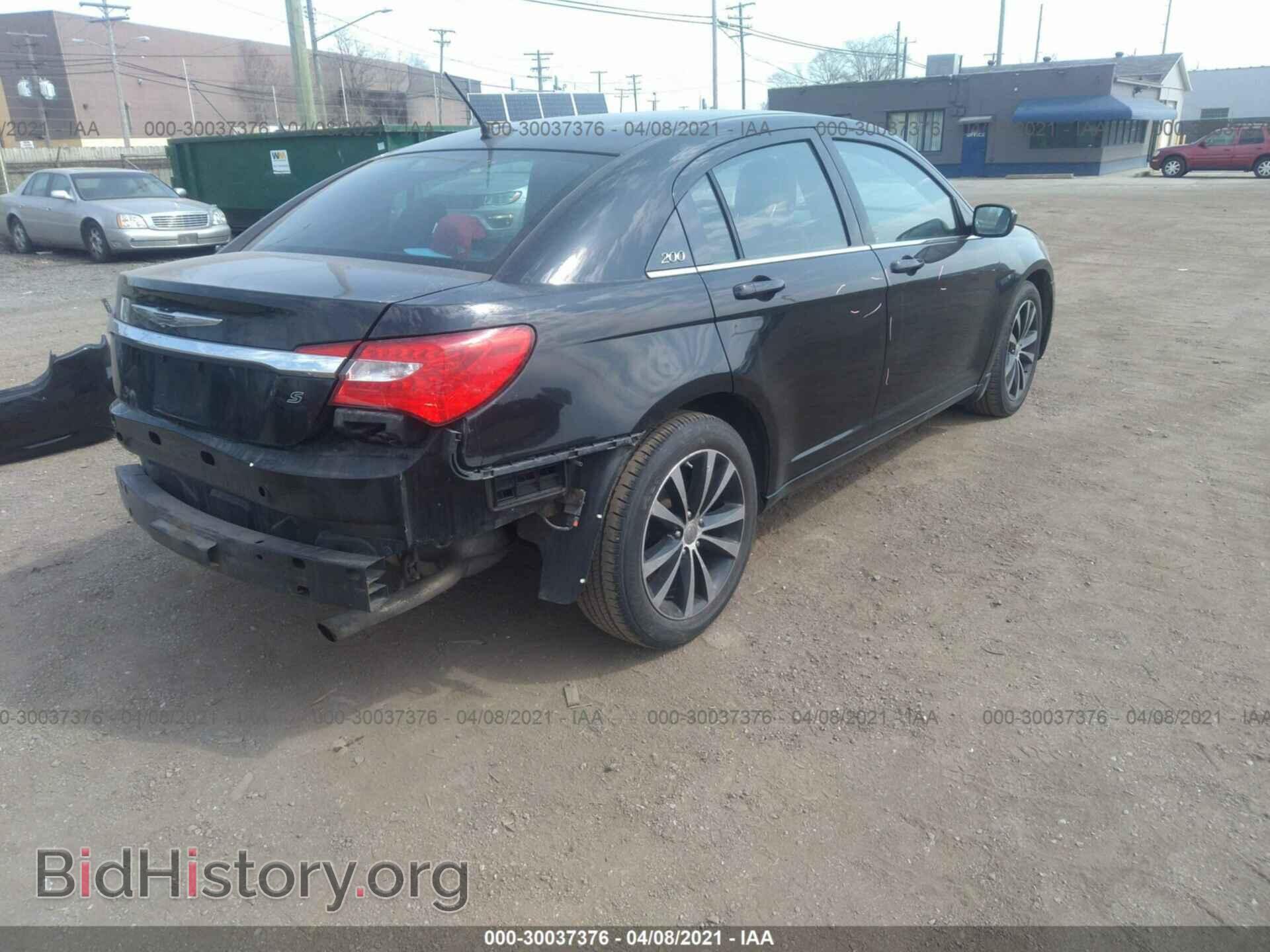 2014 CHRYSLER 200 - VIN: 1C3CCBBB0EN191500 - Фото 4