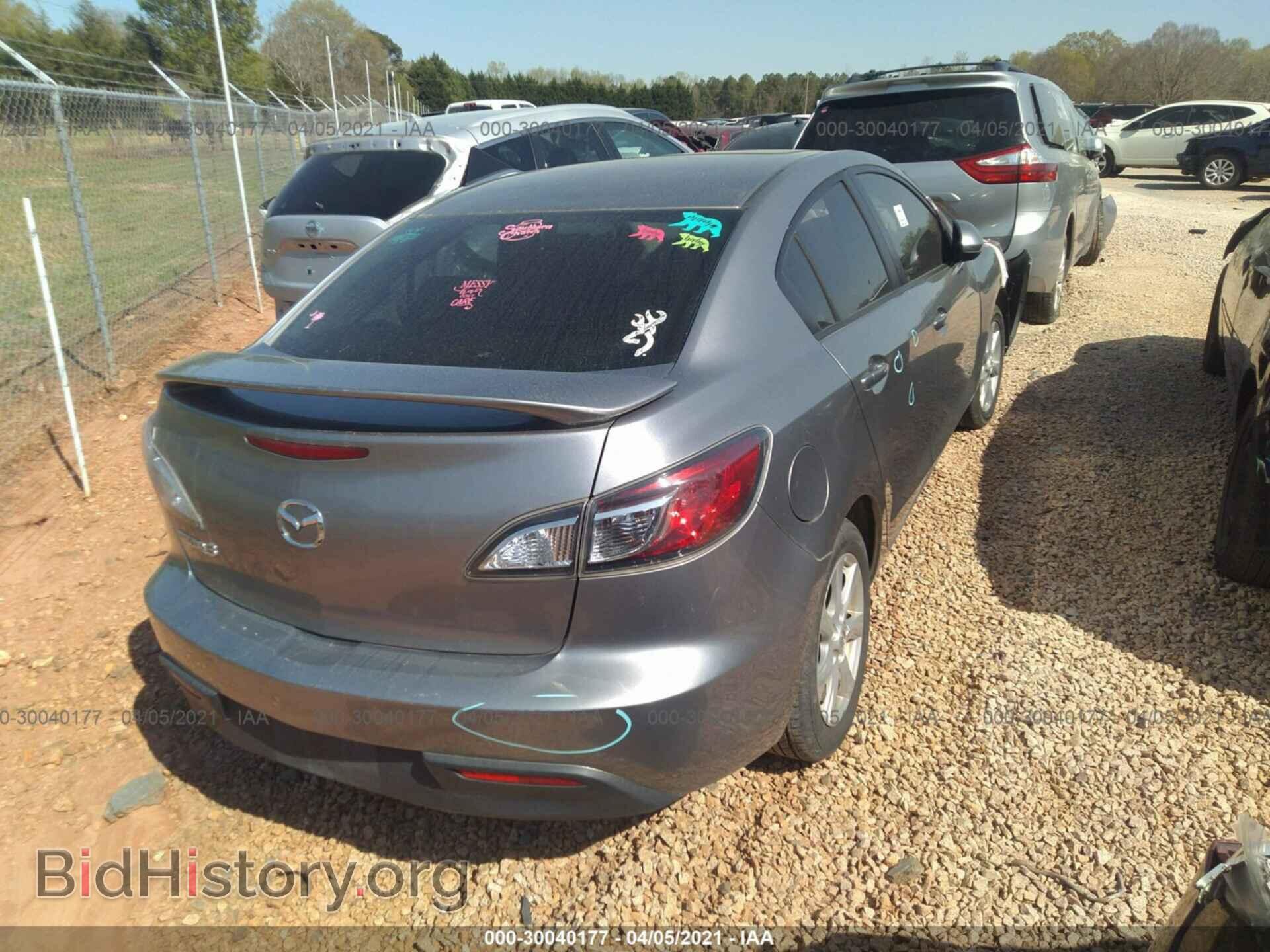 2011 MAZDA MAZDA3 - VIN: JM1BL1VF7B1900409 - Фото 4