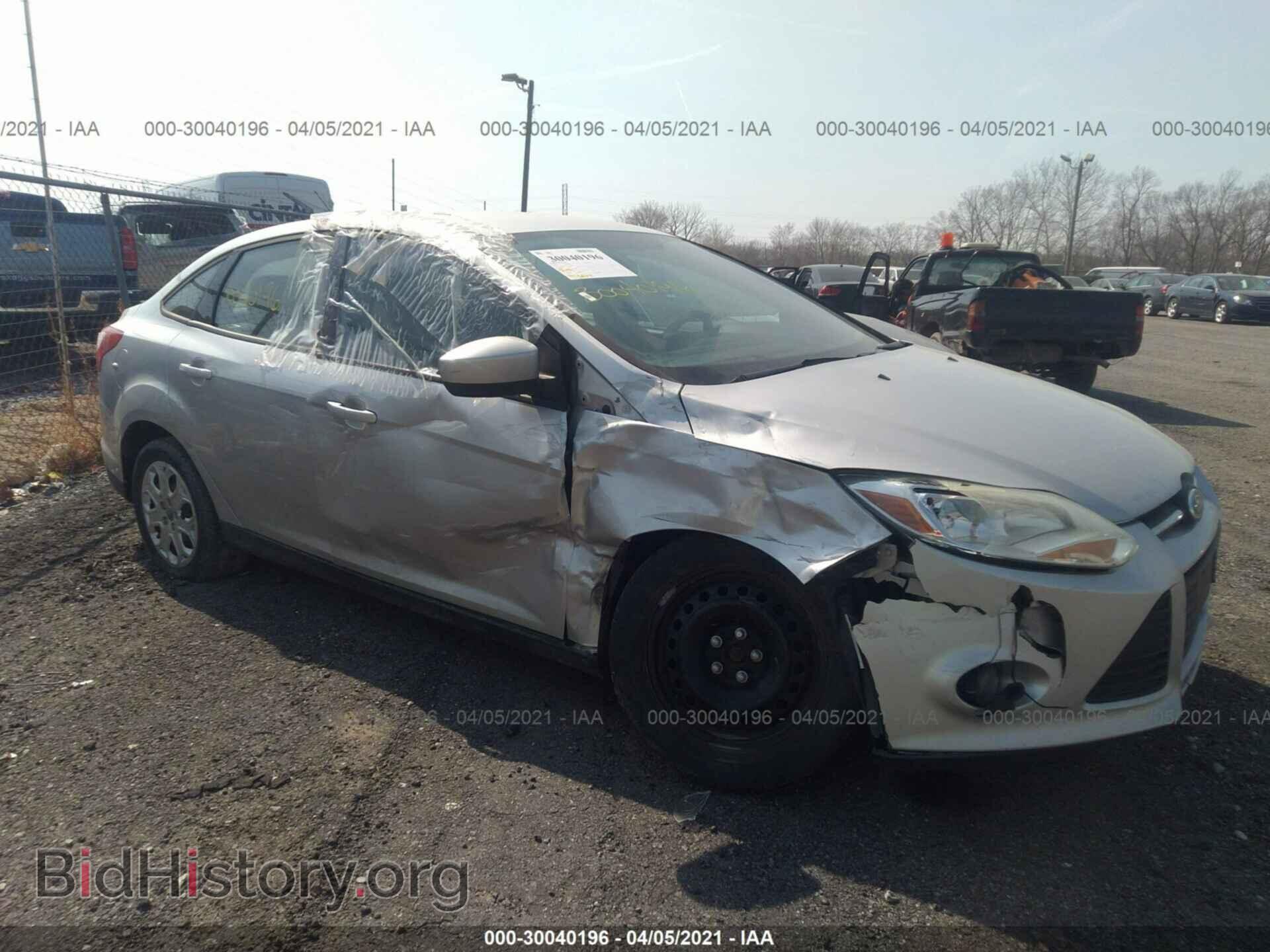 Фотография 1FAHP3F24CL211705 - FORD FOCUS 2012