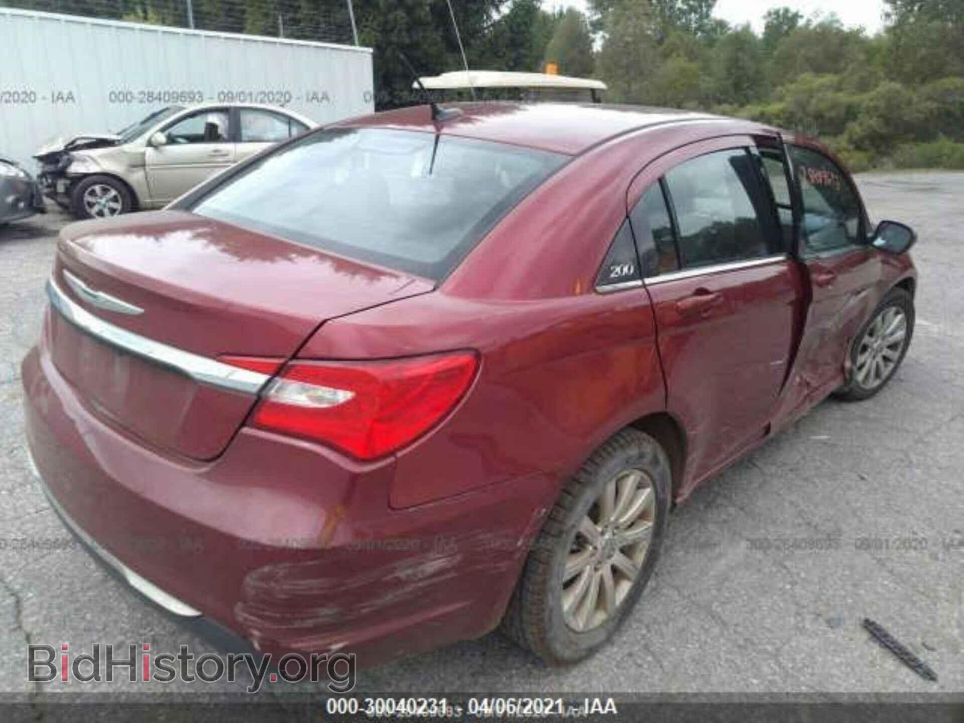 2013 CHRYSLER 200 - VIN: 1C3CCBBB5DN645884 - Фото 4