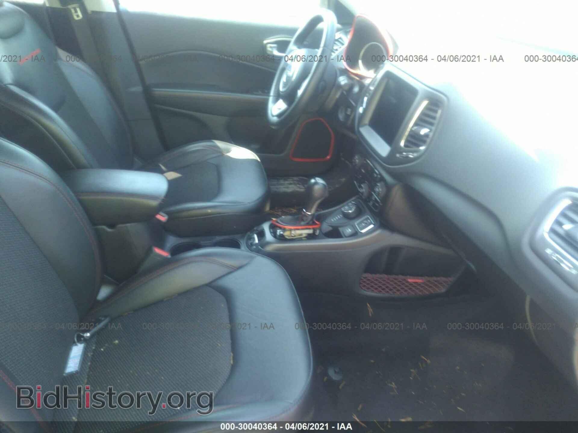2018 JEEP COMPASS - VIN: 3C4NJDDB1JT451402 - Фото 5