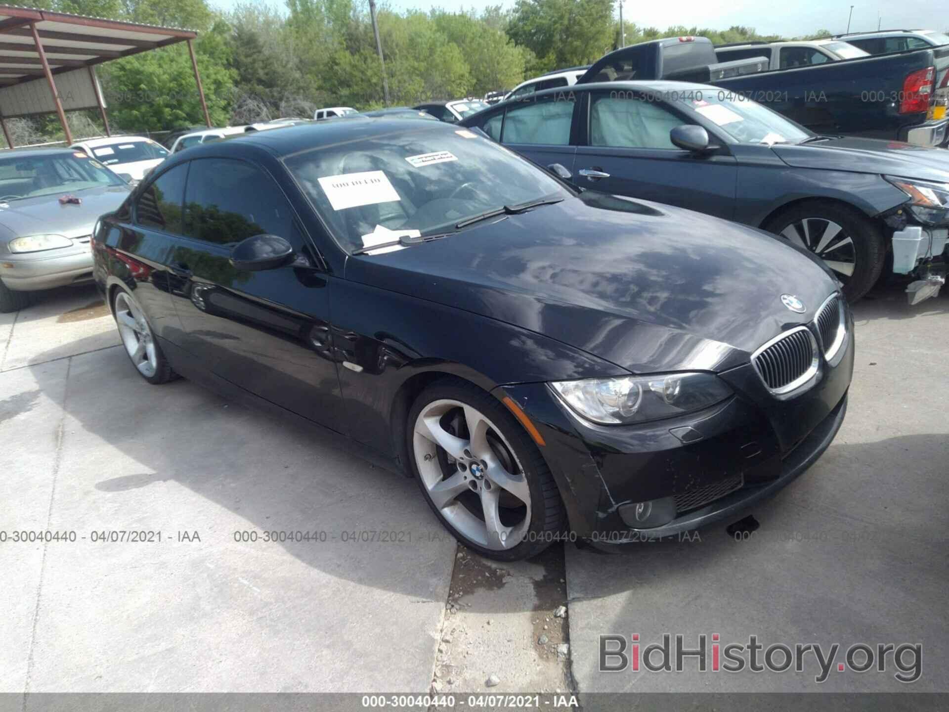 Photo WBAWB73569P044512 - BMW 3 SERIES 2009