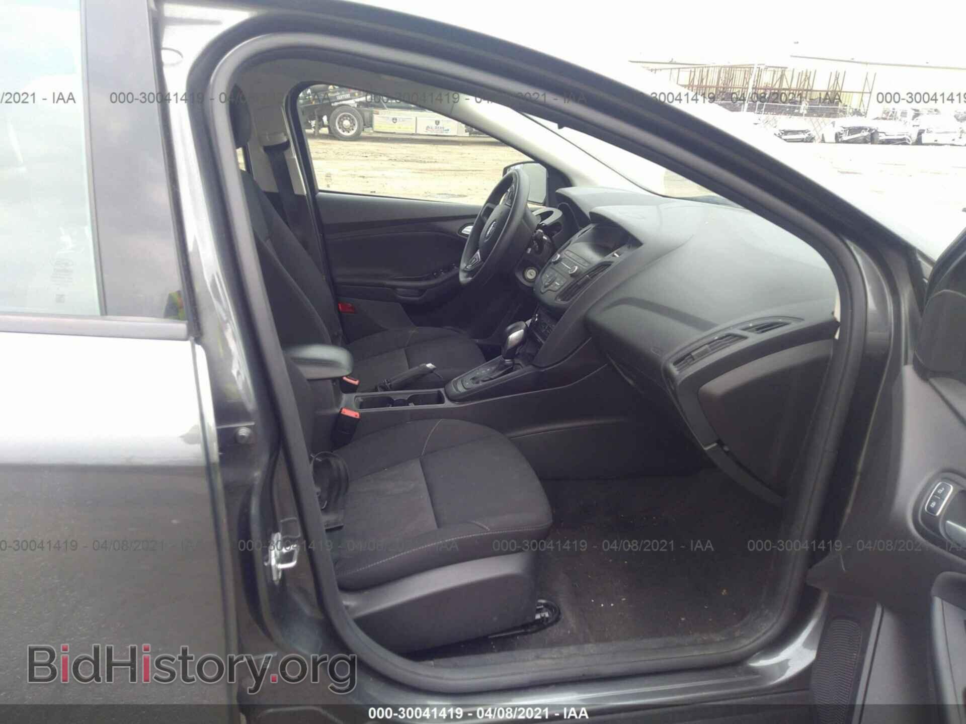 2018 FORD FOCUS - VIN: 1FADP3F20JL206142 - Photo 5
