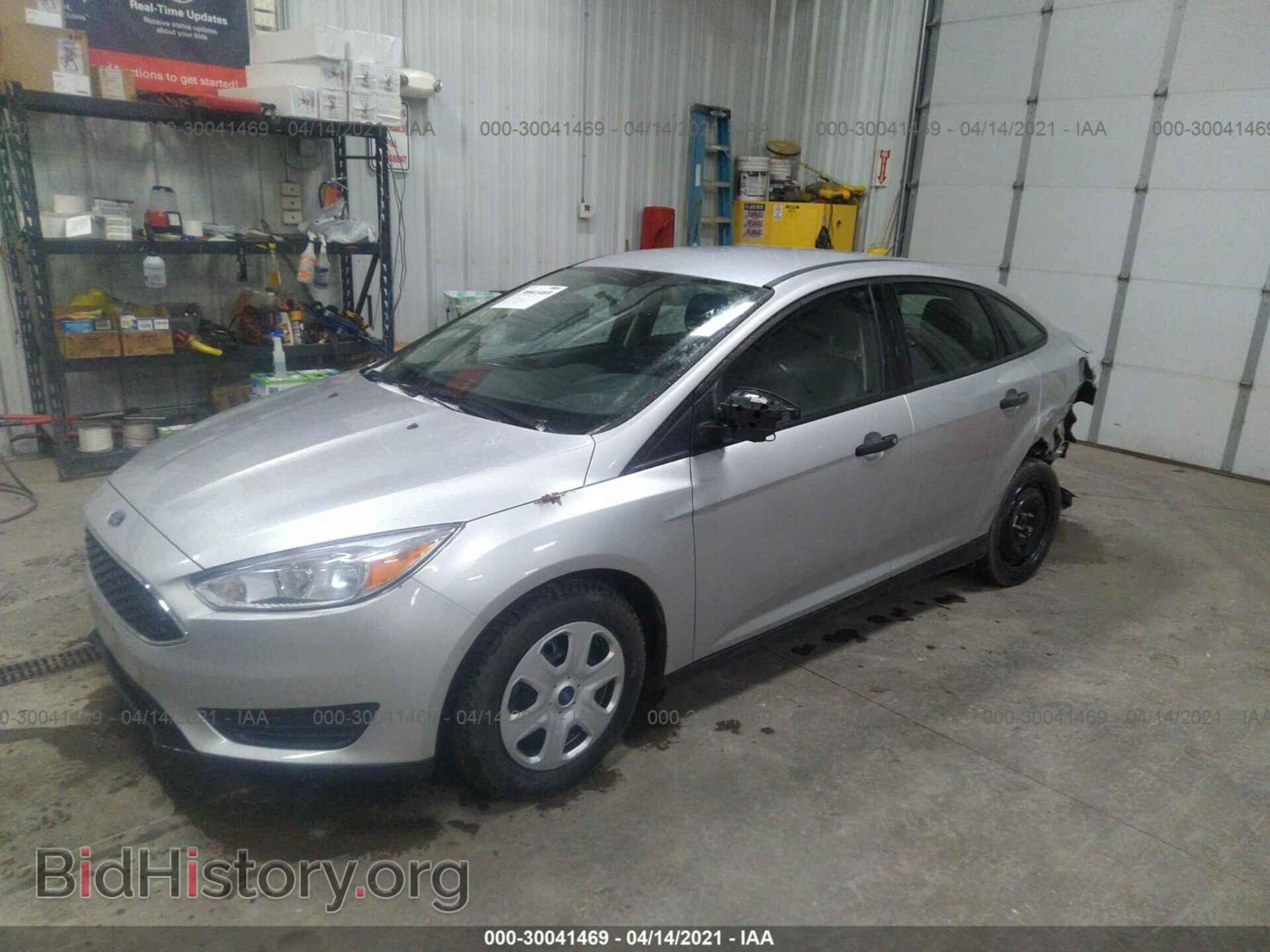 2018 FORD FOCUS - VIN: 1FADP3E22JL312710 - Фото 2