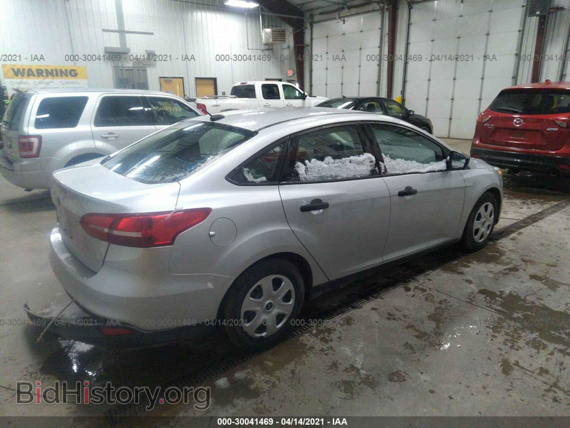 2018 FORD FOCUS - VIN: 1FADP3E22JL312710 - Фото 4