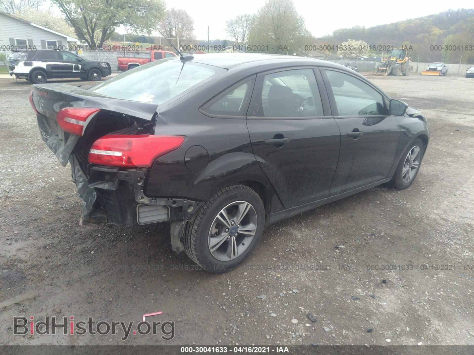 2017 FORD FOCUS - VIN: 1FADP3FE9HL317972 - Фото 4