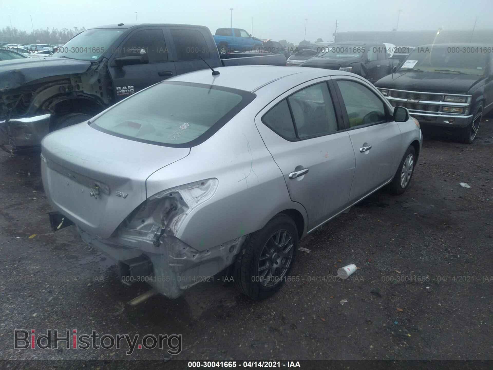 2012 NISSAN VERSA - VIN: 3N1CN7AP2CL819931 - Фото 4